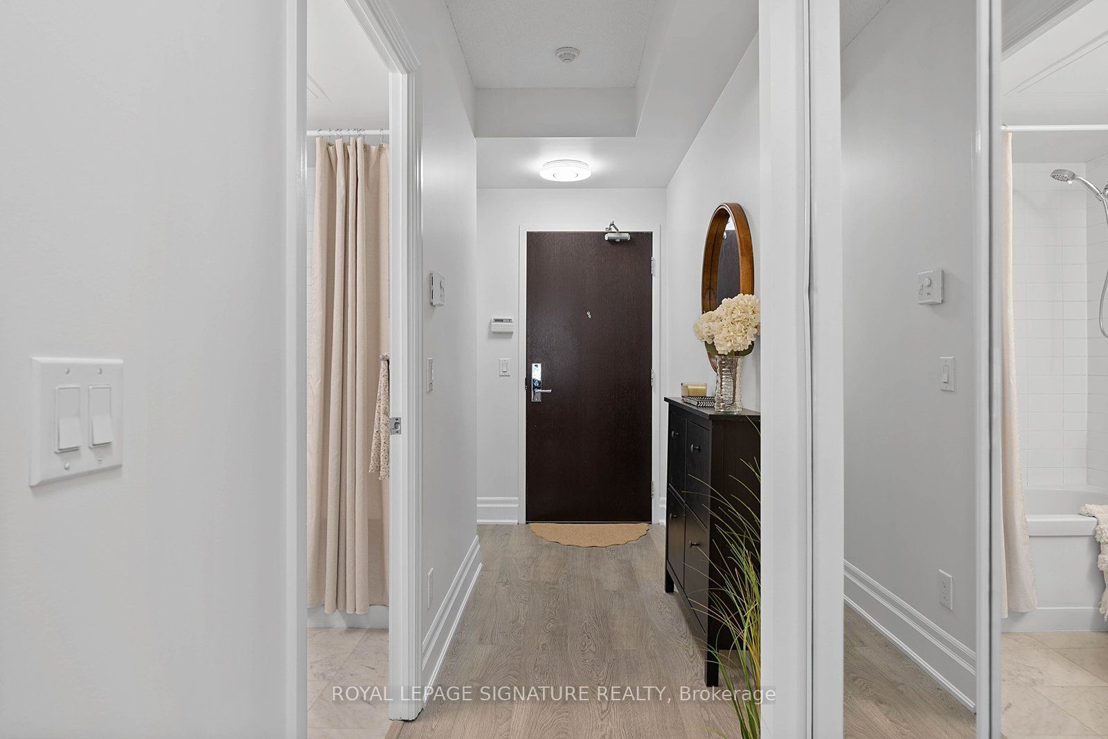 131 UPPER DUKE Crescent 412, Markham, ON L6G 0C9 photo 3