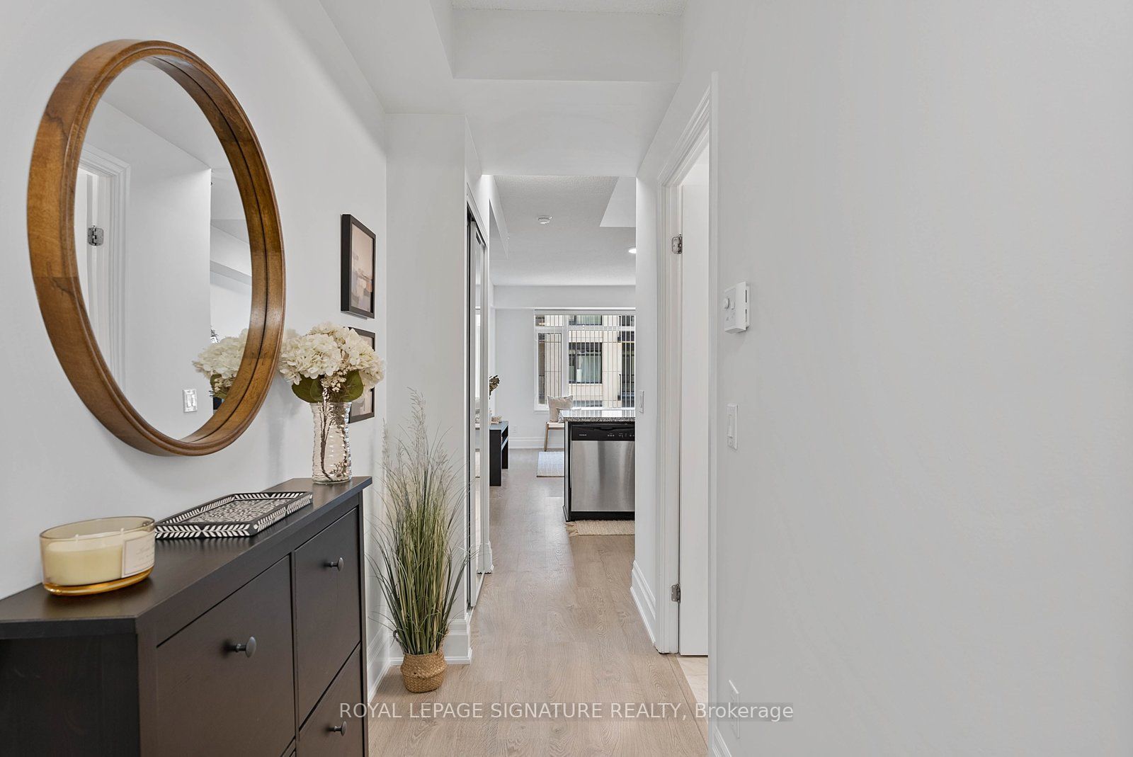 131 UPPER DUKE Crescent 412, Markham, ON L6G 0C9 photo 4