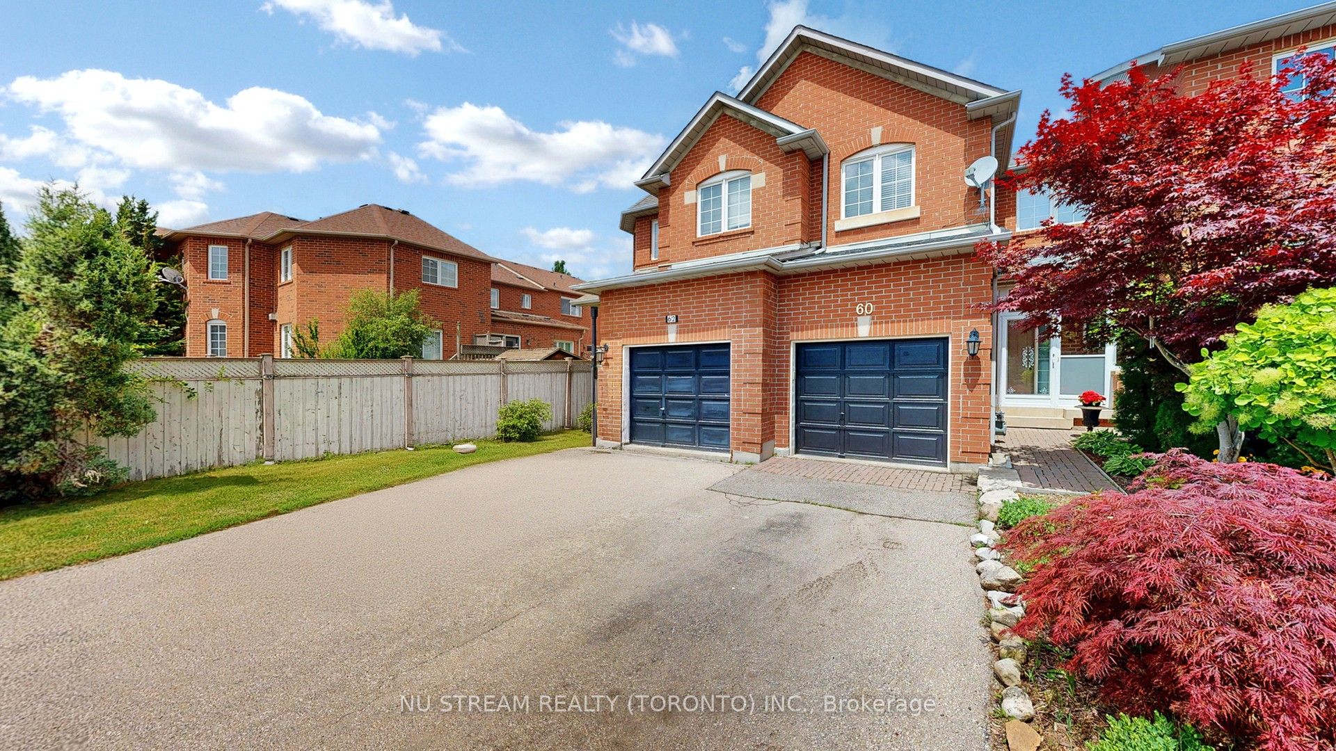 60 Nottingham Drive, Richmond Hill, ON L4S 1Z8 photo 2