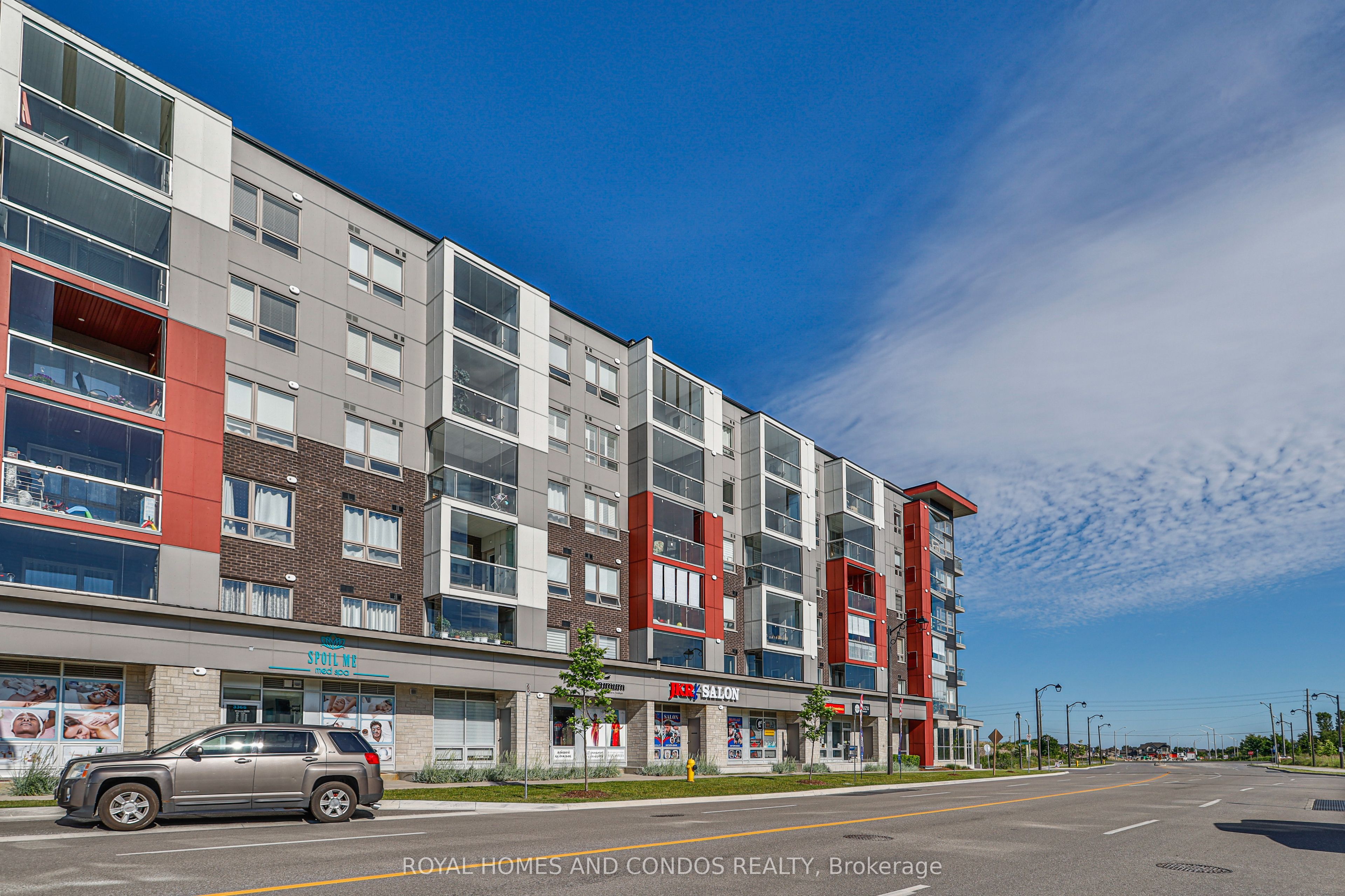2 Adam Sellers Street 601, Markham, ON L6B 1N2 photo 2