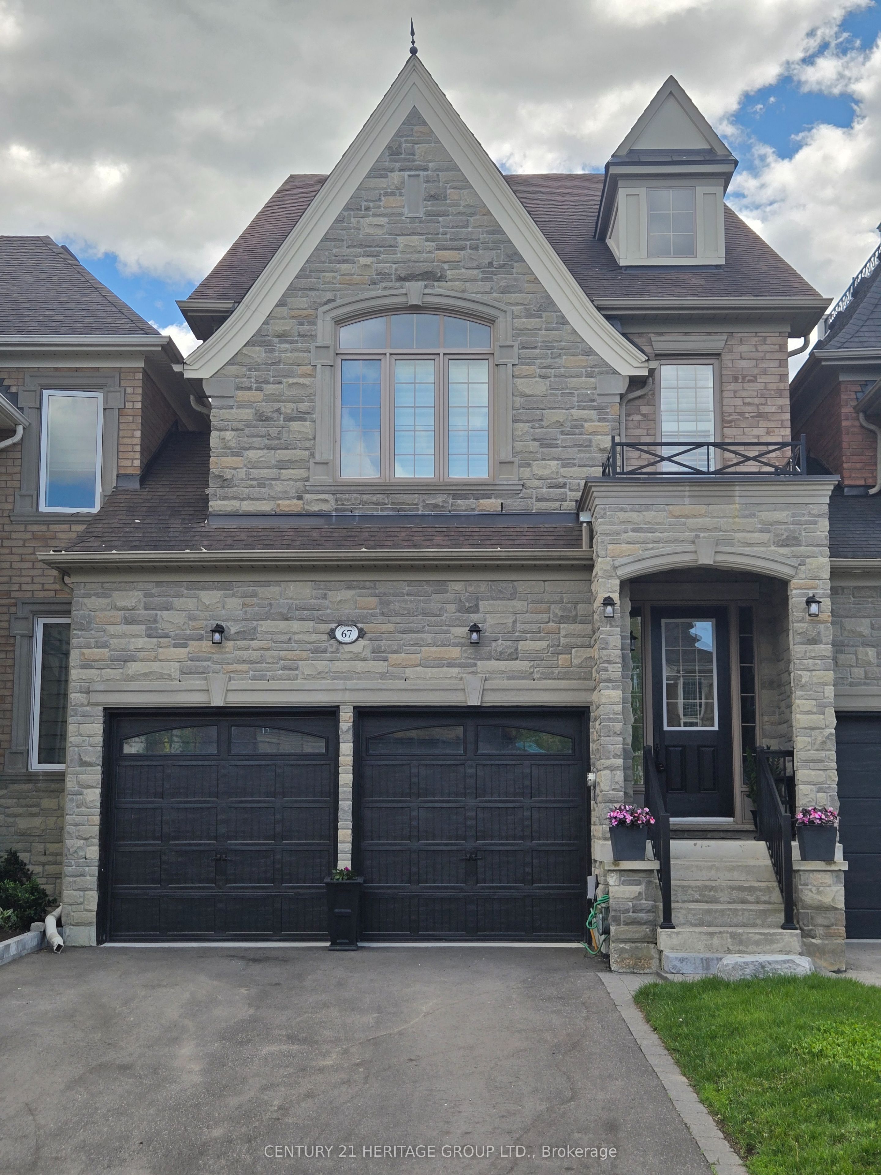 67 Alex Campbell Crescent, King, ON L7B 1K9 photo 2