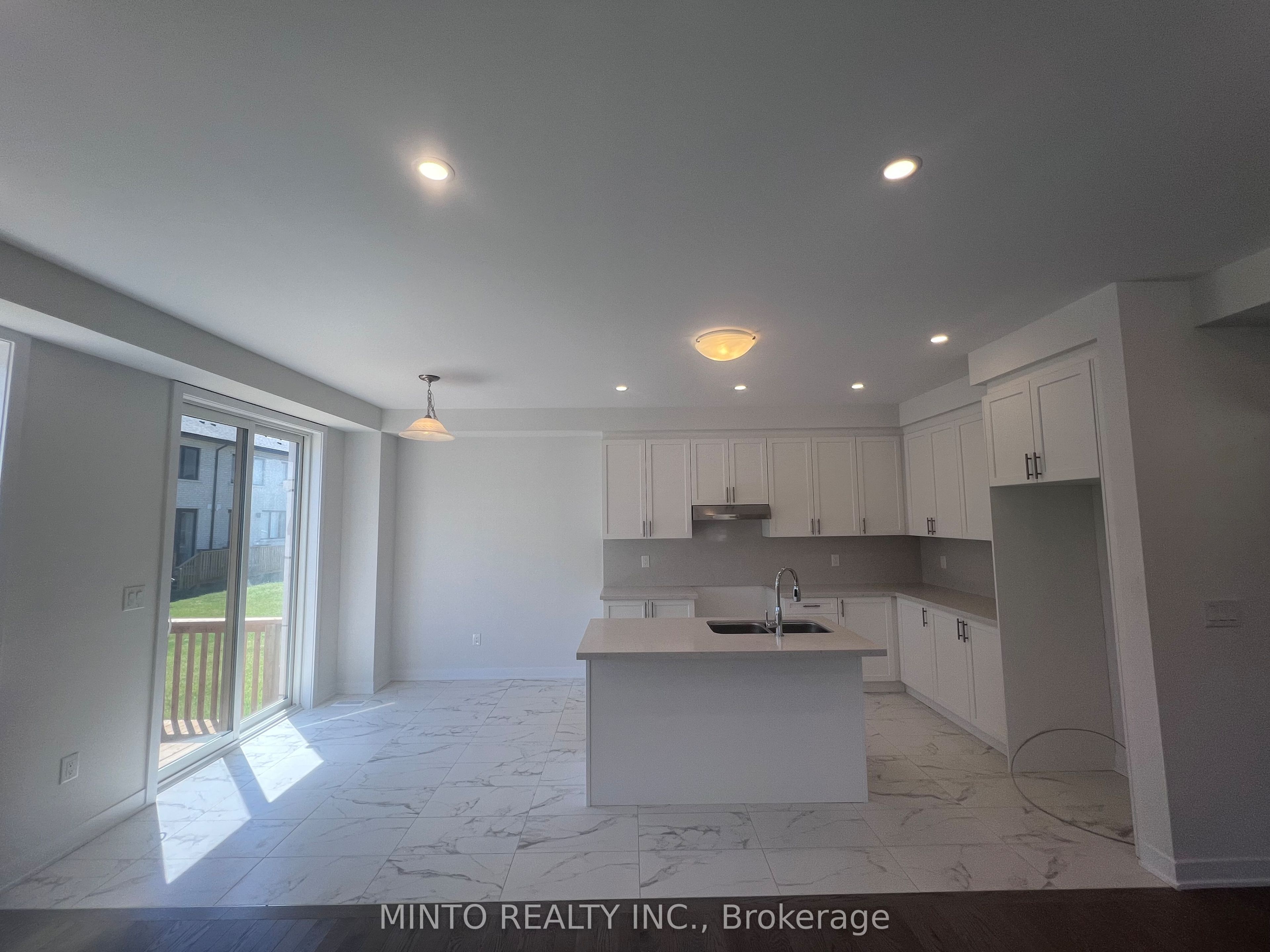 157 Anna Russell Way, Markham, ON L3R 3X3