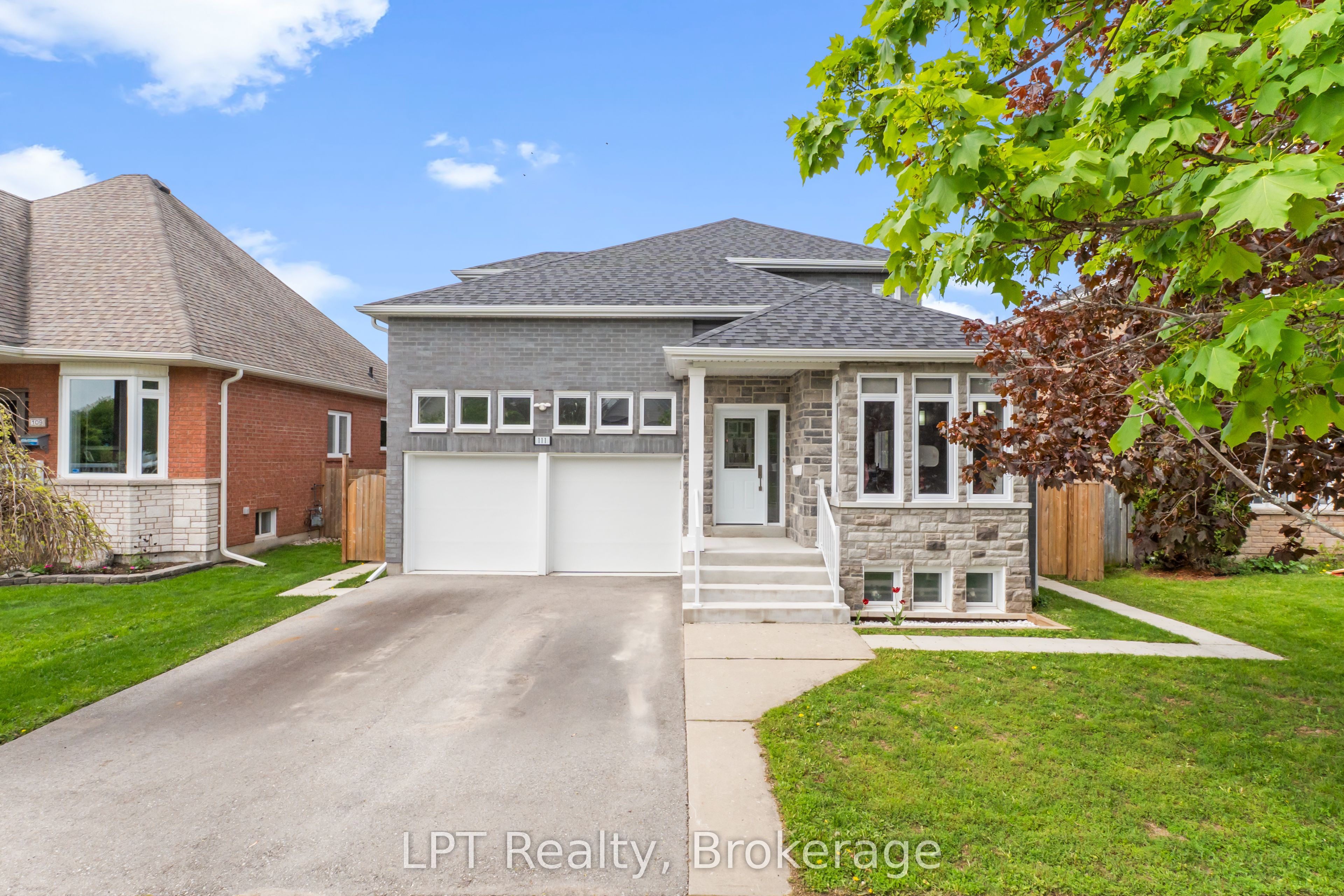 111 Bayview Avenue, Georgina, ON L4P 3Z3 photo 2