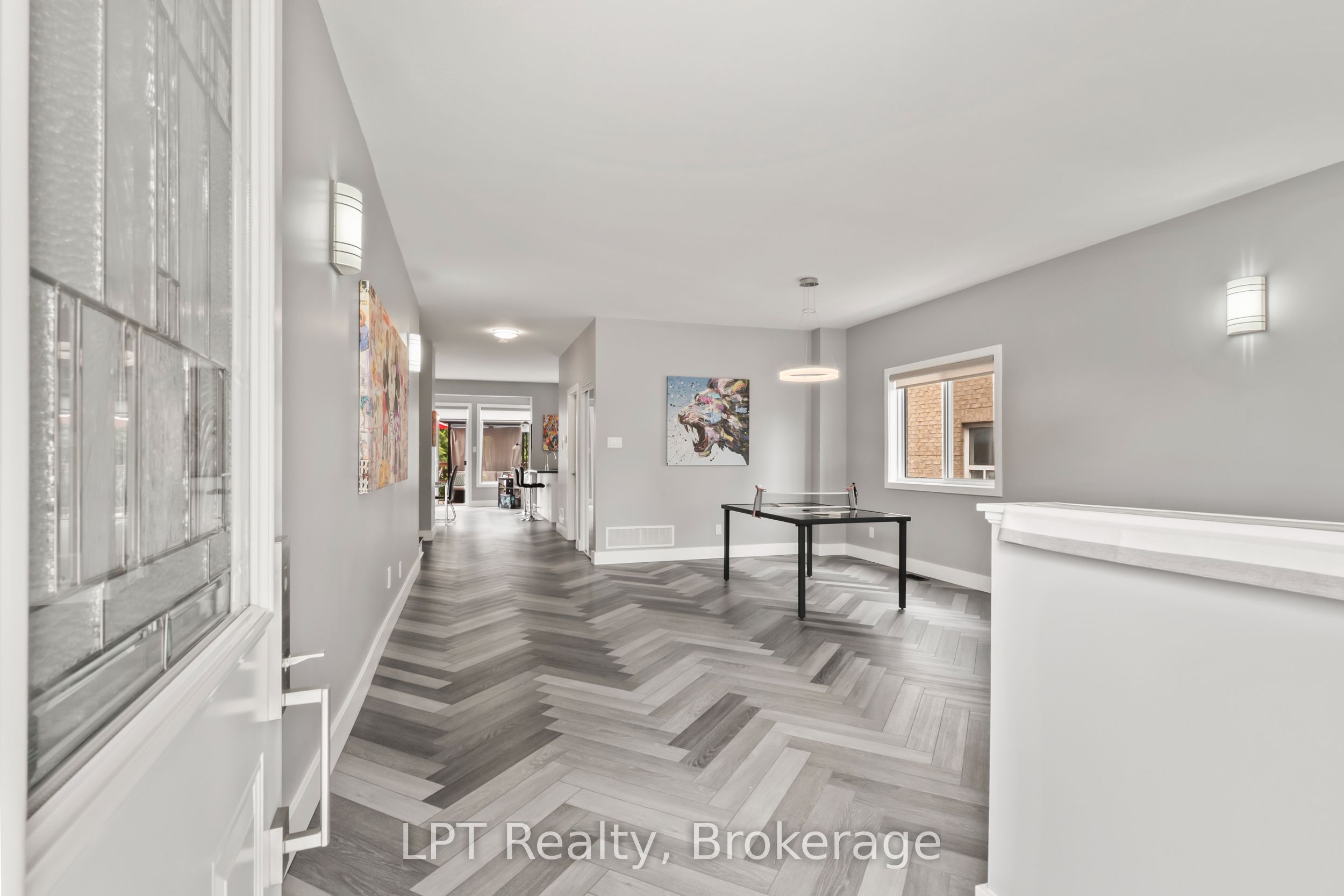 111 Bayview Avenue, Georgina, ON L4P 3Z3 photo 3