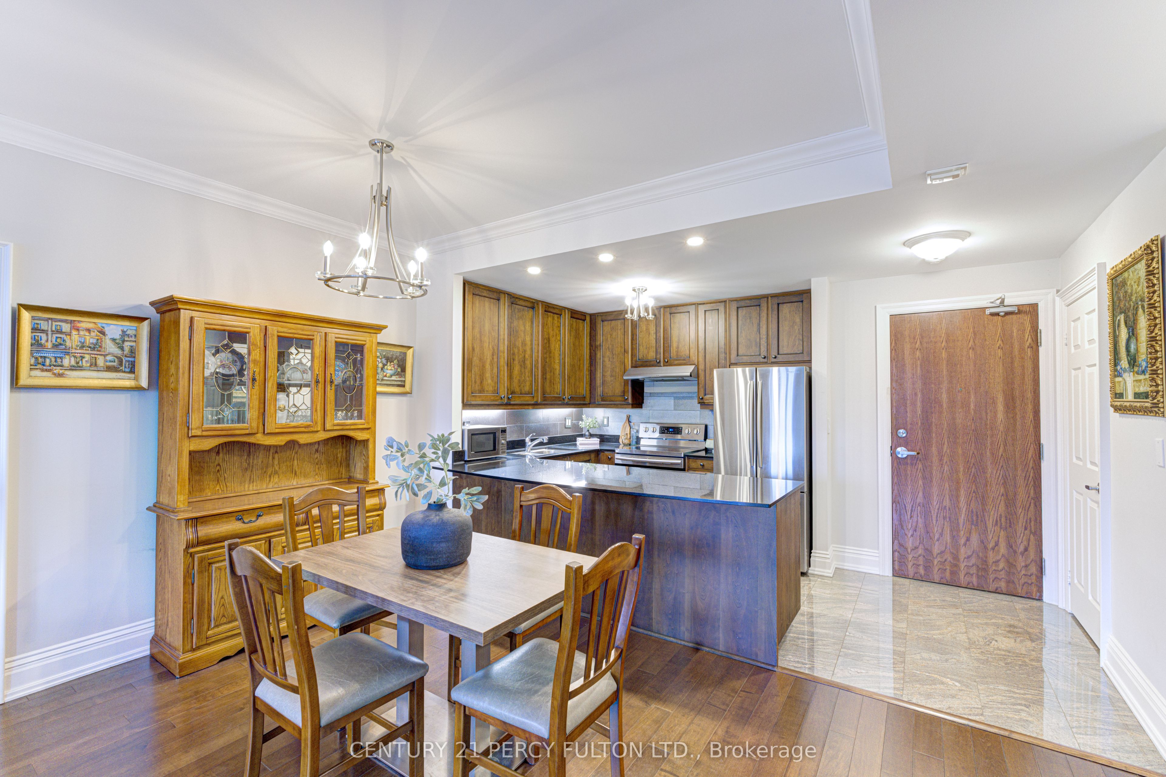 4620 Highway 7 N/A PH 412, Vaughan, ON L4L 0B3 photo 3