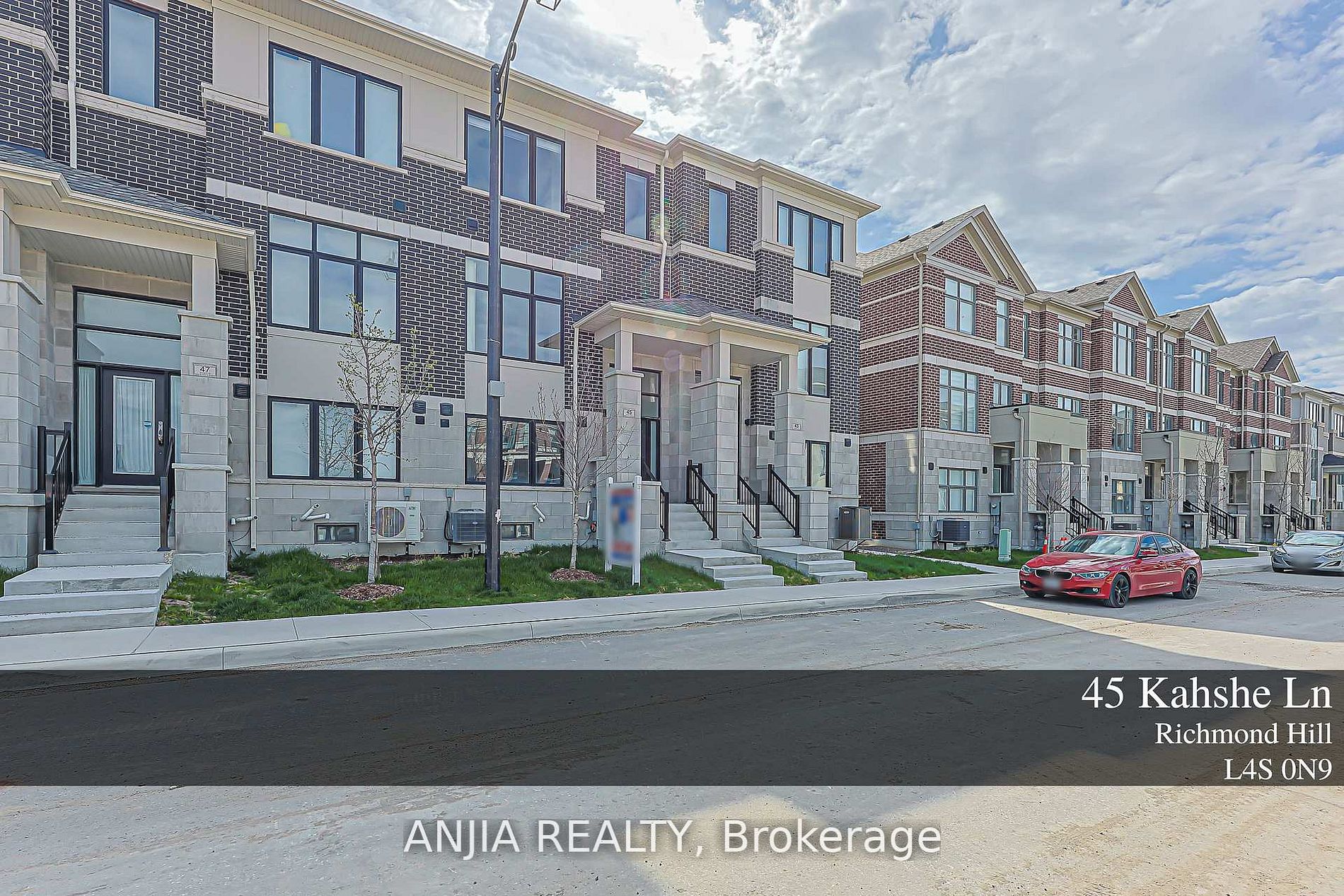 45 Kahshe Lane, Richmond Hill, ON L4S 0N9 photo 2