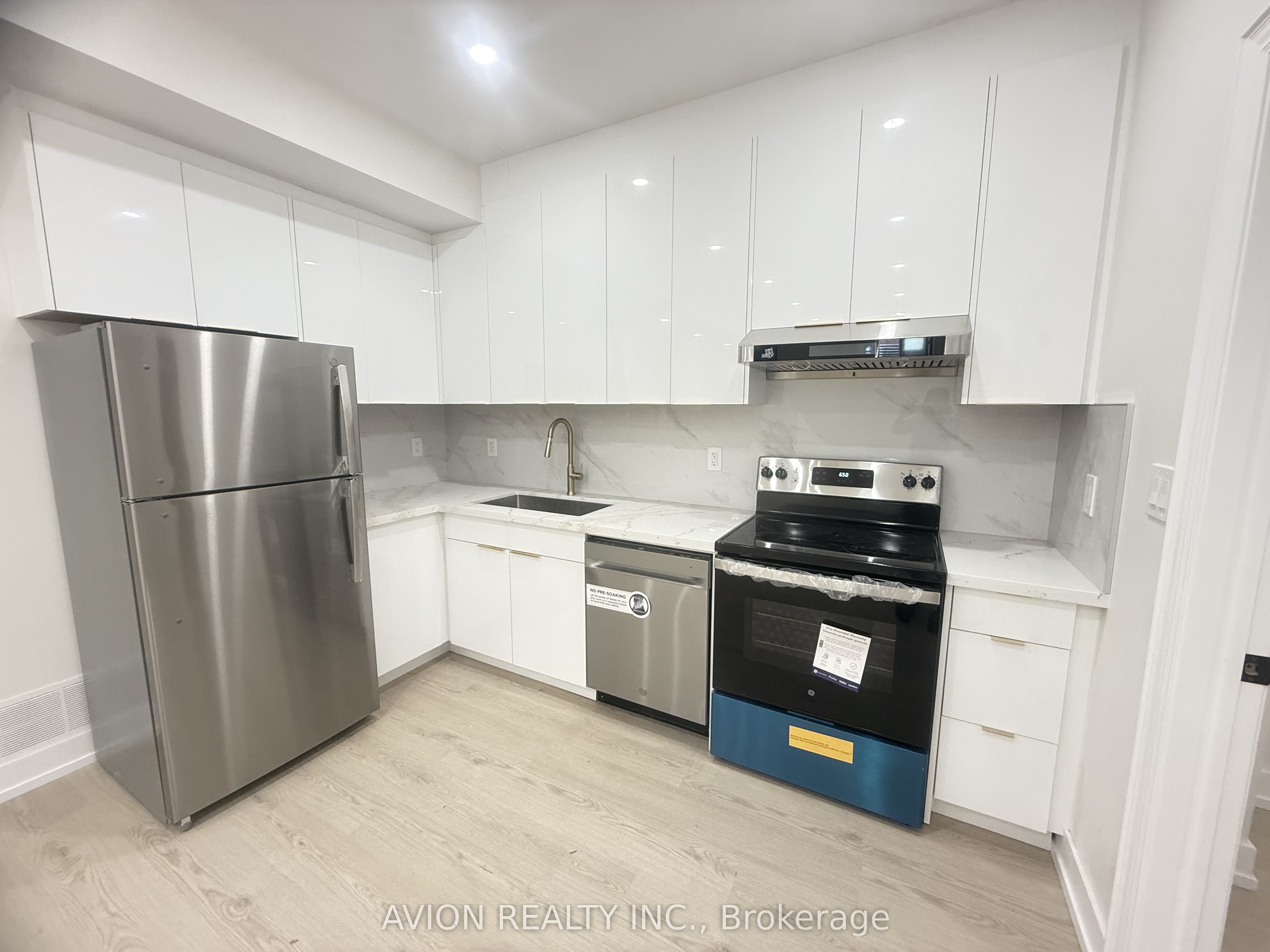 6 Fred lablanc Drive, Markham, ON L6B 1R8 photo 4