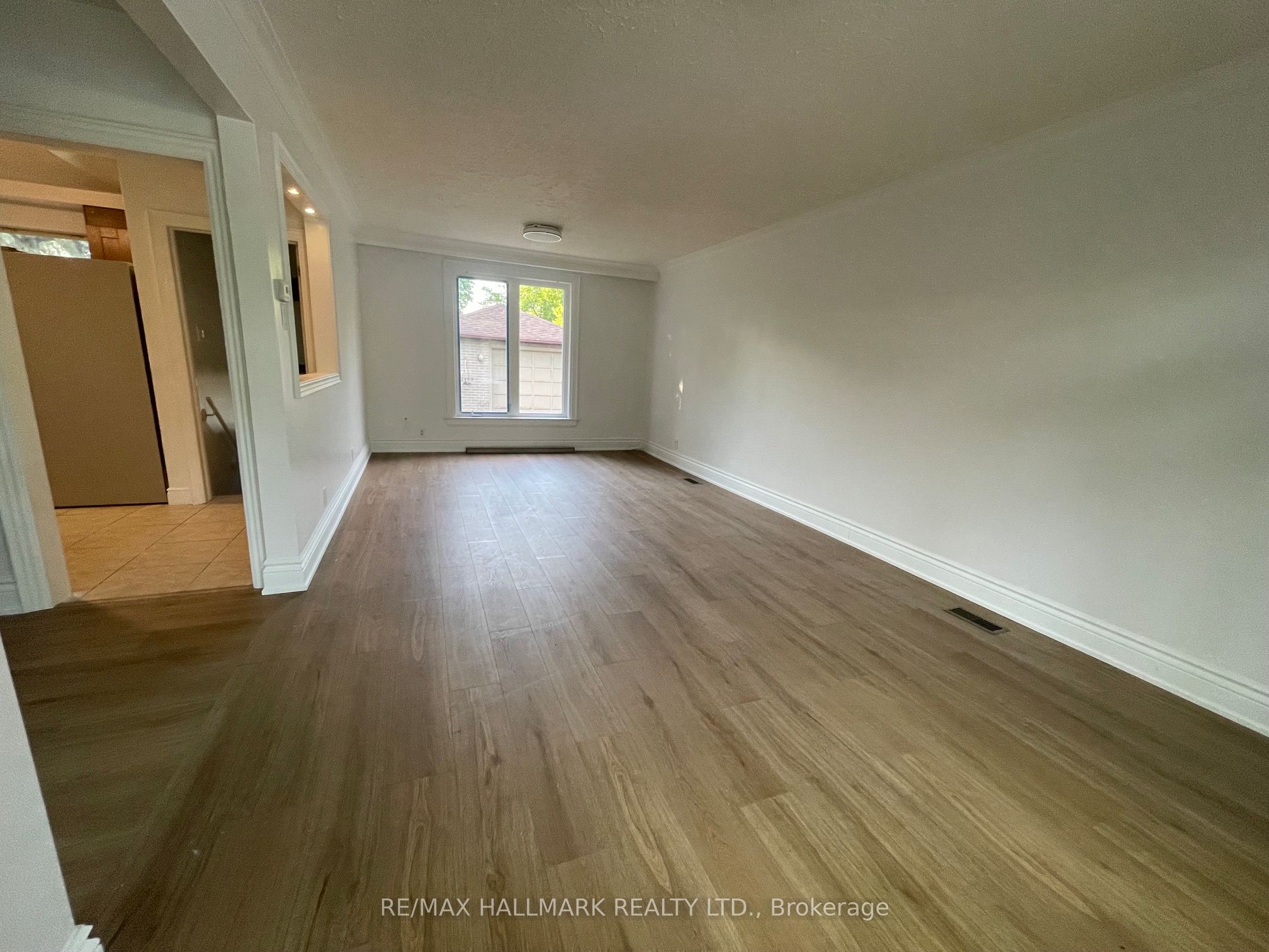 116 Cartier Crescent Main Floor, Richmond Hill, ON L4C 2N6 photo 5
