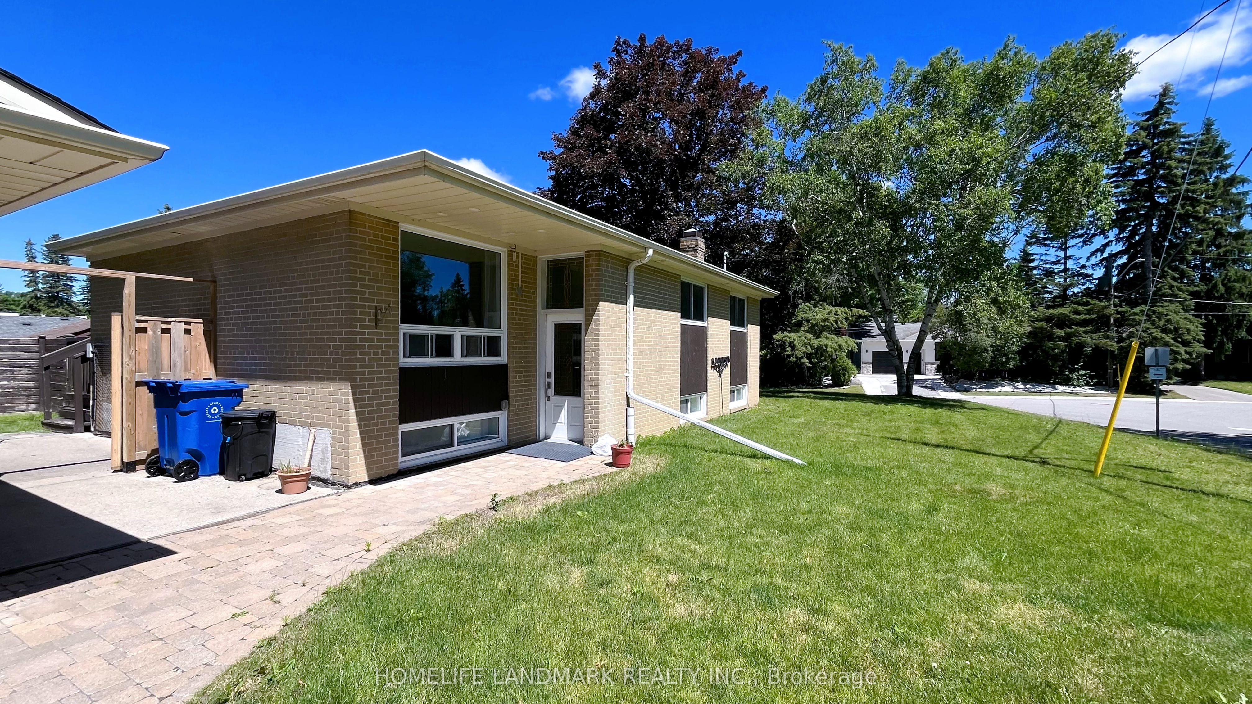 5 Johnson Road, Aurora, ON L4G 2A1 photo 2