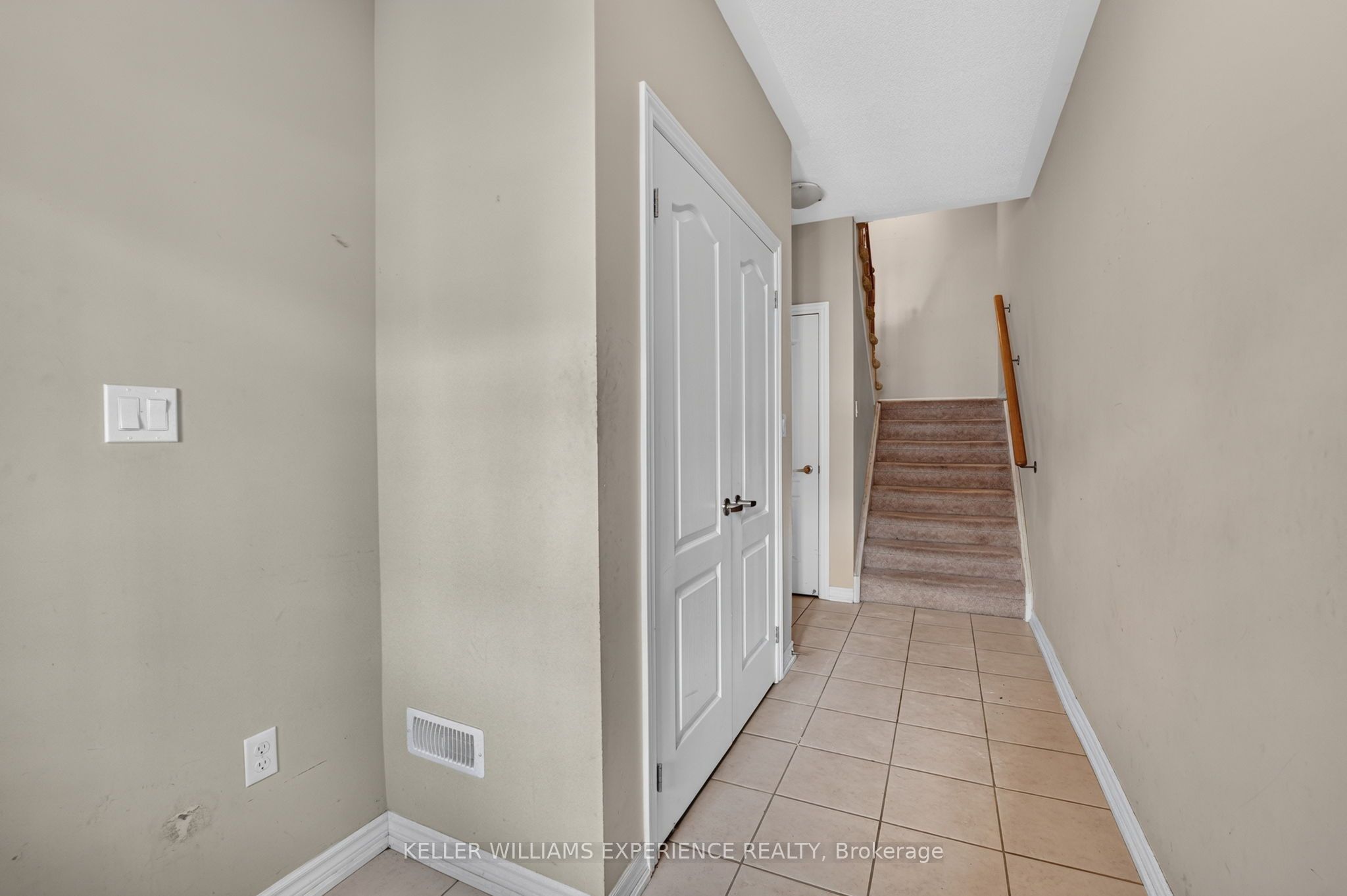 39 Milson Crescent, Essa, ON L3W 0C9 photo 5