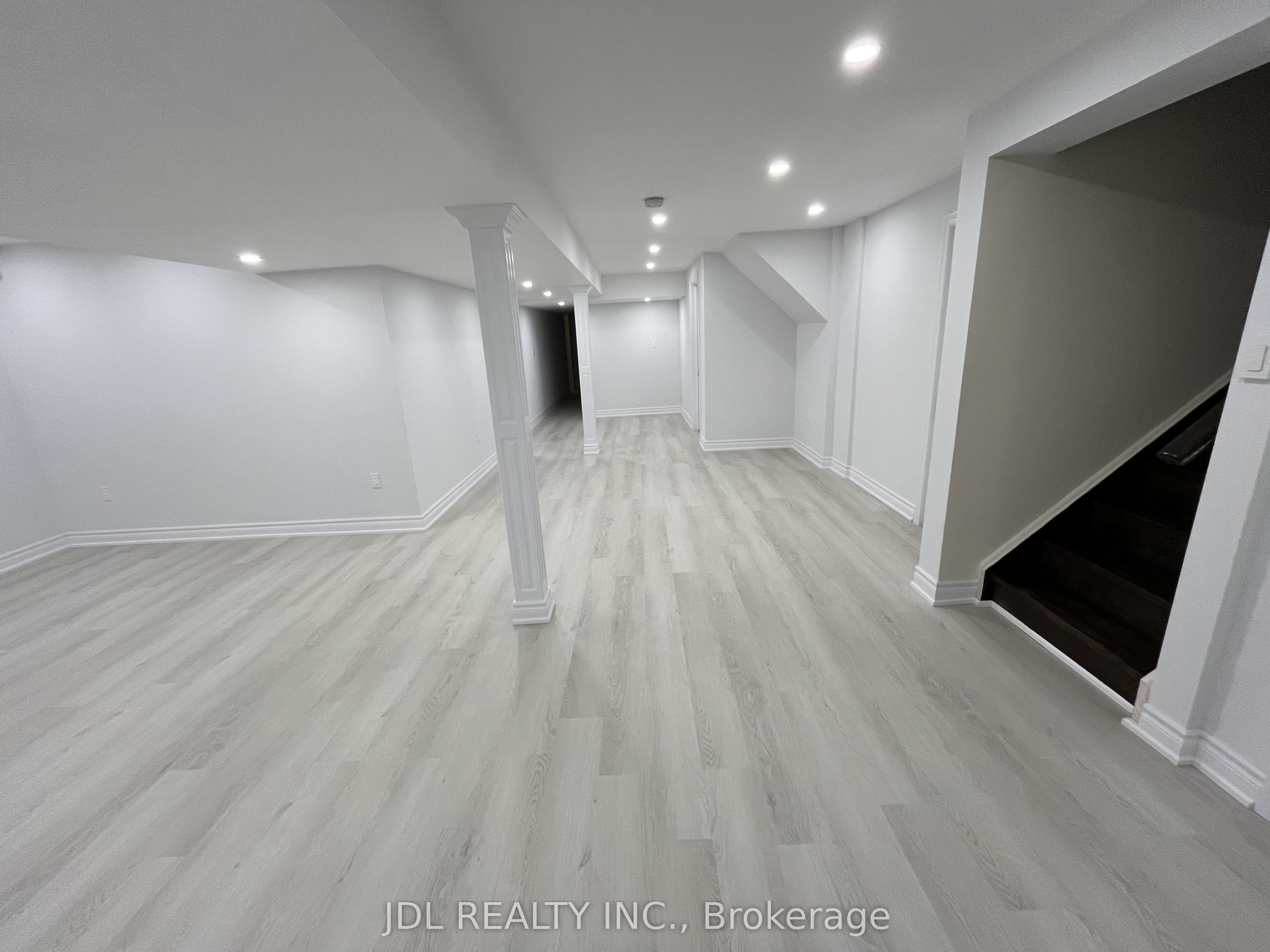 82 Puccini Drive, Richmond Hill, ON L4E 2Z1 photo 2