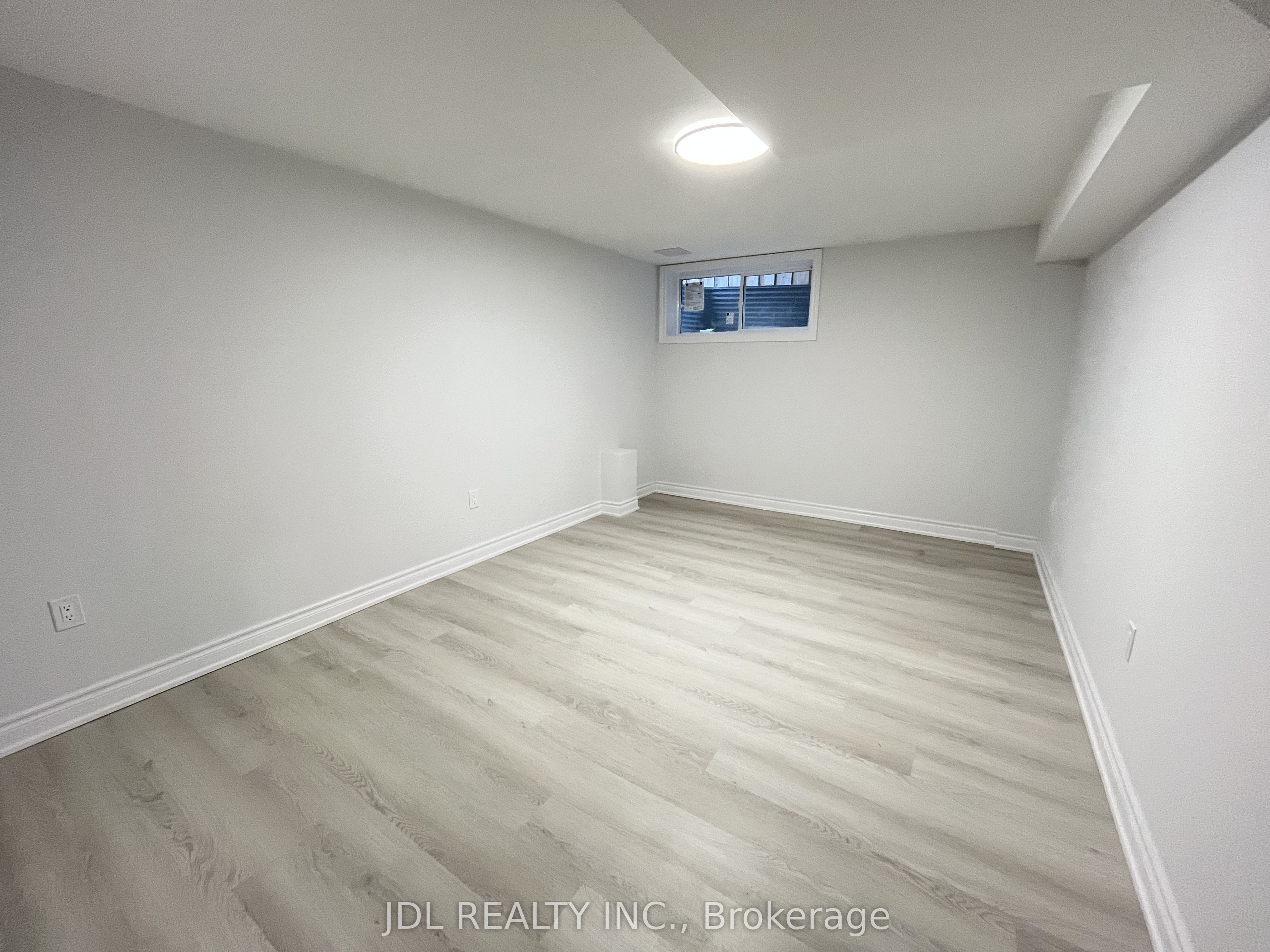 82 Puccini Drive, Richmond Hill, ON L4E 2Z1 photo 4