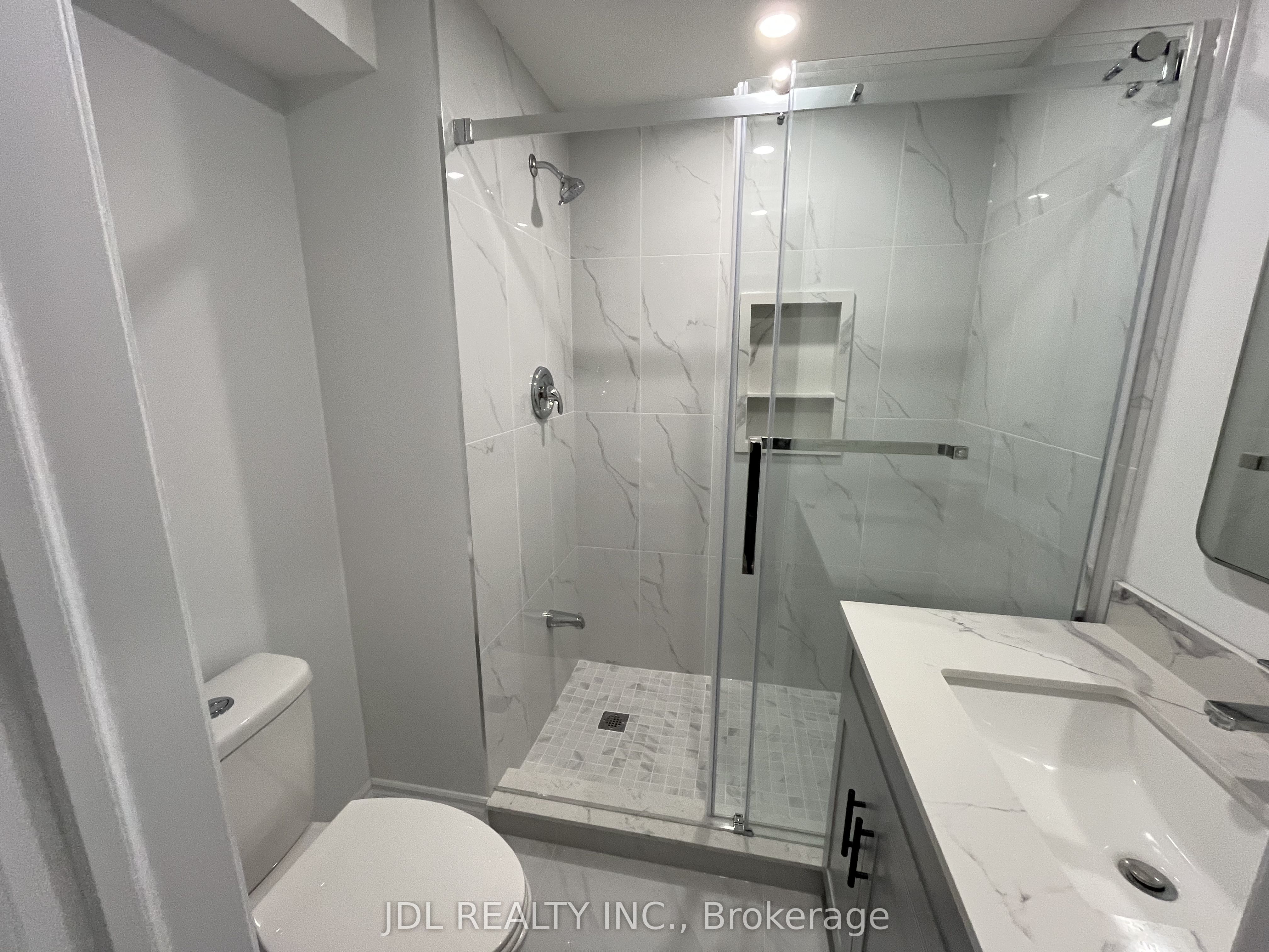 82 Puccini Drive, Richmond Hill, ON L4E 2Z1 photo 5