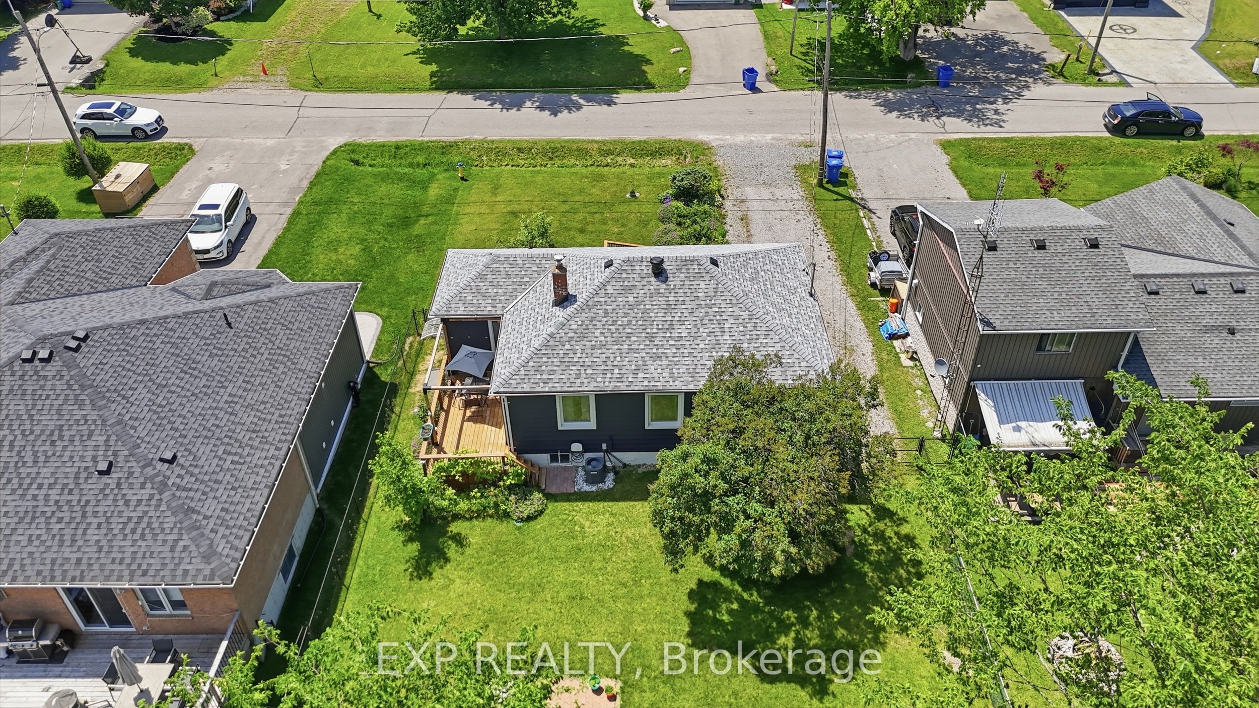 833 Elmwood Road, Georgina, ON L4P 3E9 photo 4