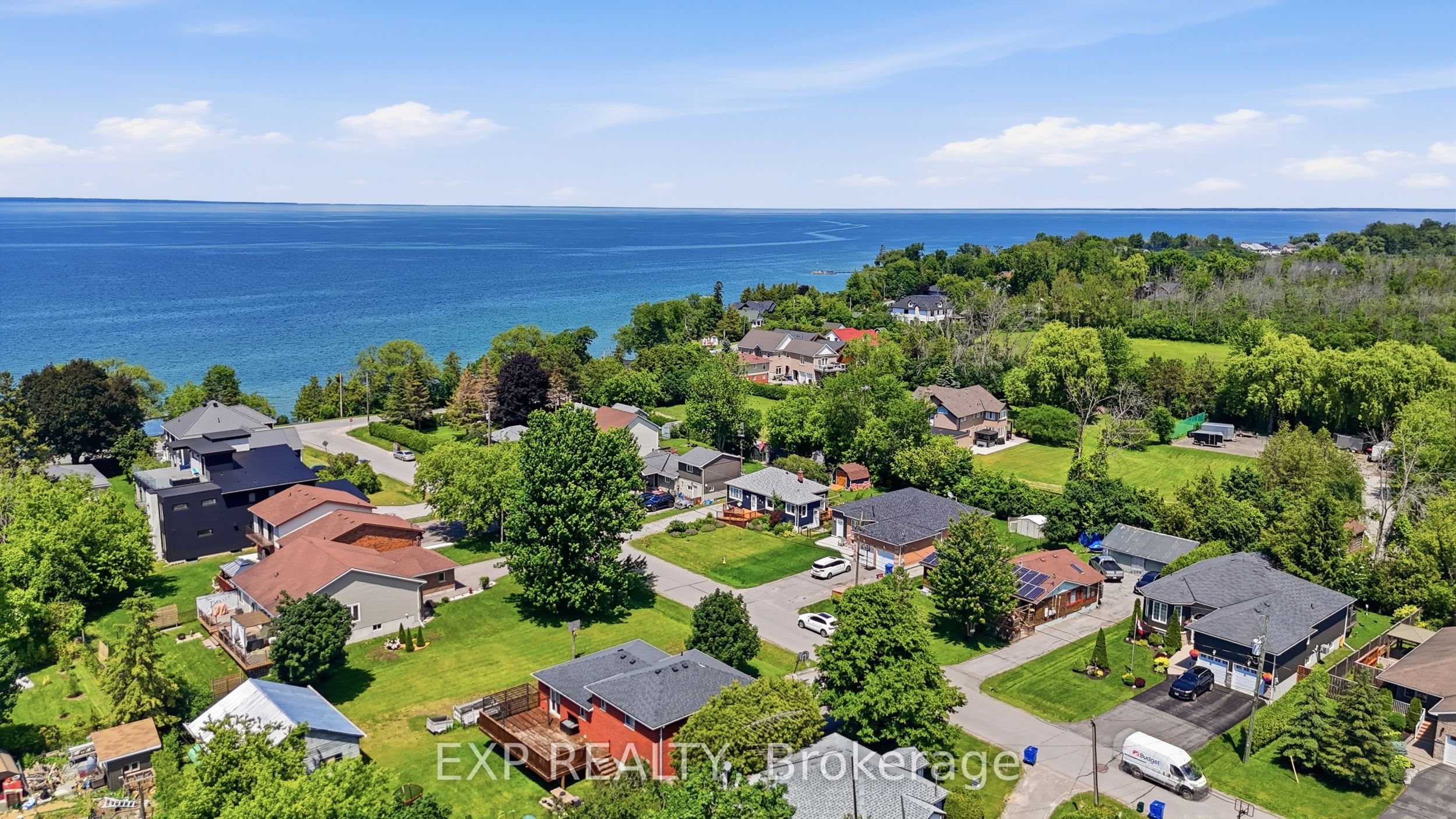 833 Elmwood Road, Georgina, ON L4P 3E9 photo 5