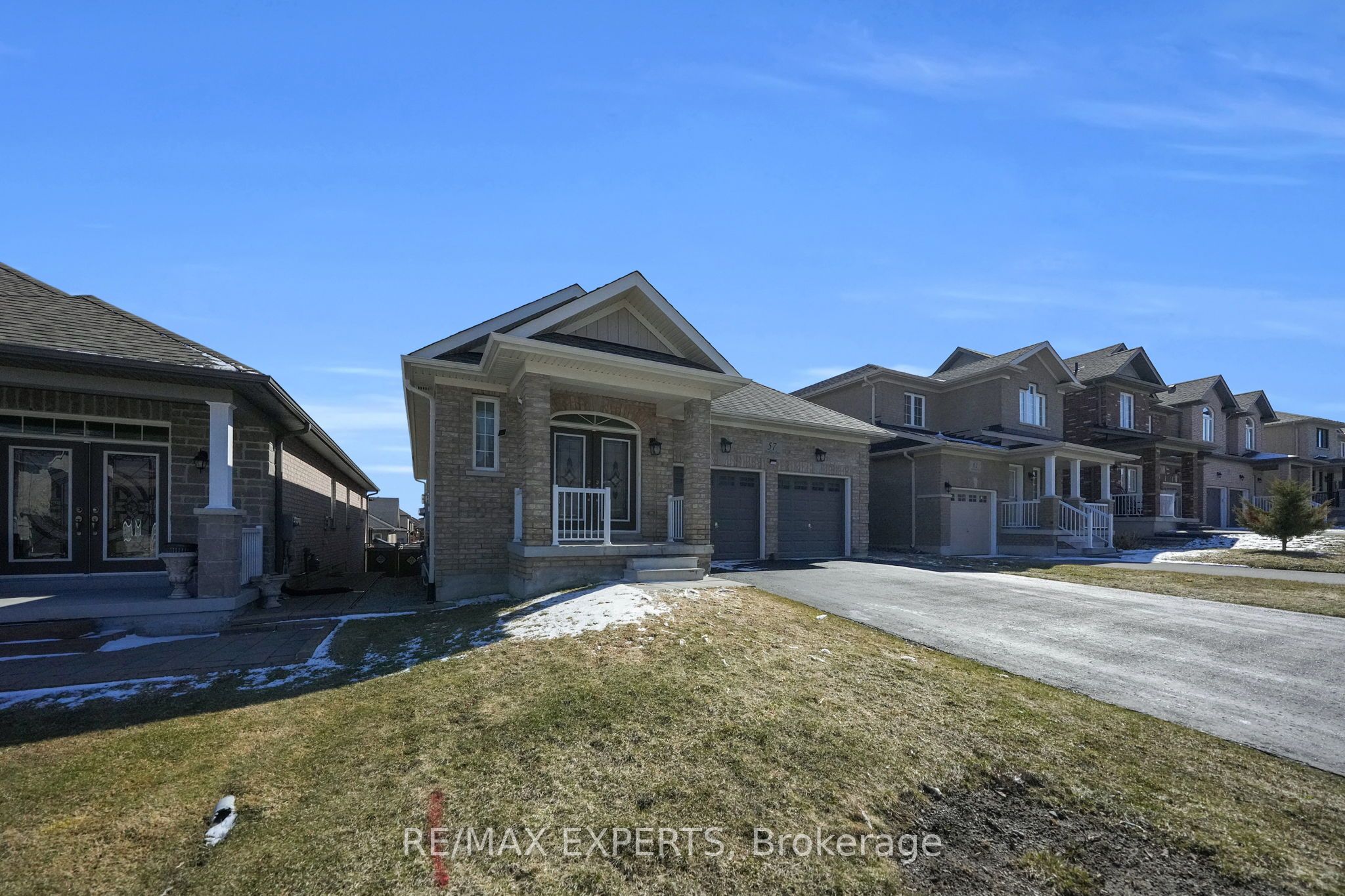 57 Hopkins Crescent N, Bradford West Gwillimbury, ON L3Z 0R7 photo 3