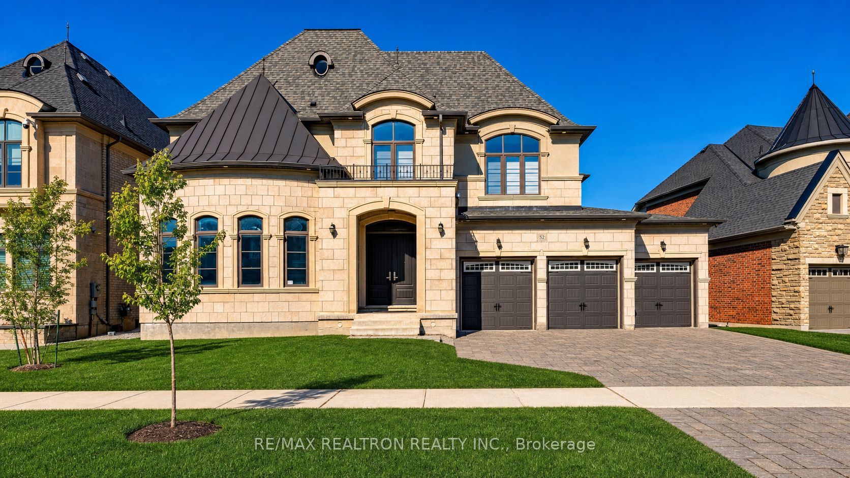 52 Rolling Green Court, Vaughan, ON L4H 4K7