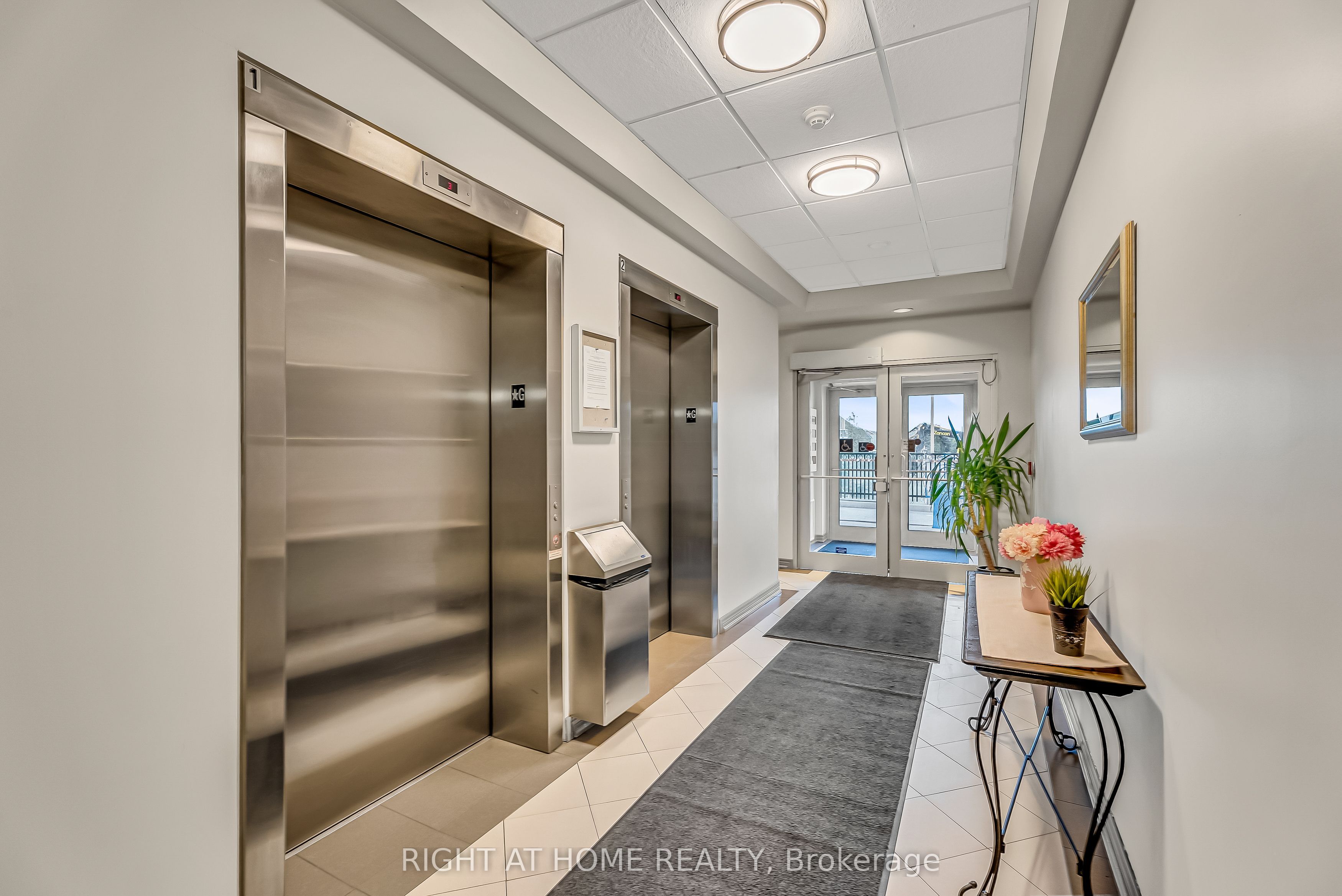 9973 Keele Street 206, Vaughan, ON L6A 3Y5 photo 3