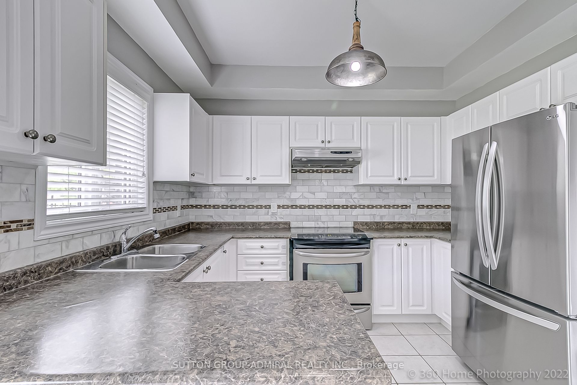 1294 Corm Street, Innisfil, ON L9S 0B6 photo 5