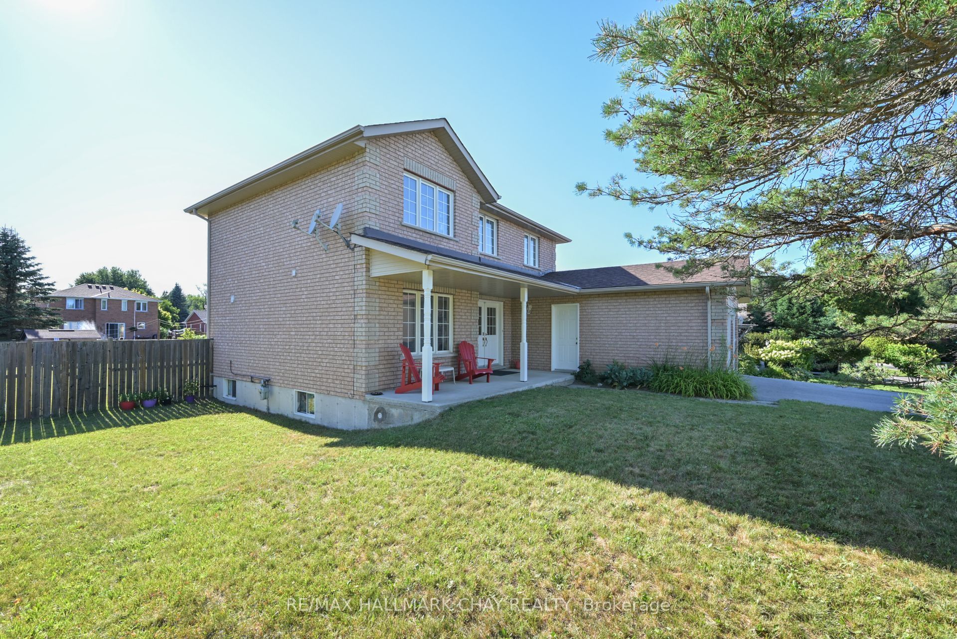 16 Brian Crescent, Adjala-Tosorontio, ON L0M 1J0 photo 4