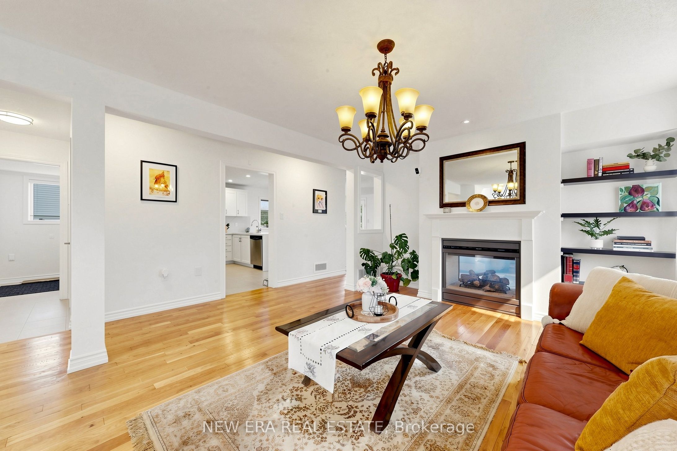 61 Orville Hand Court, Bradford West Gwillimbury, ON L3Z 0C2 photo 5