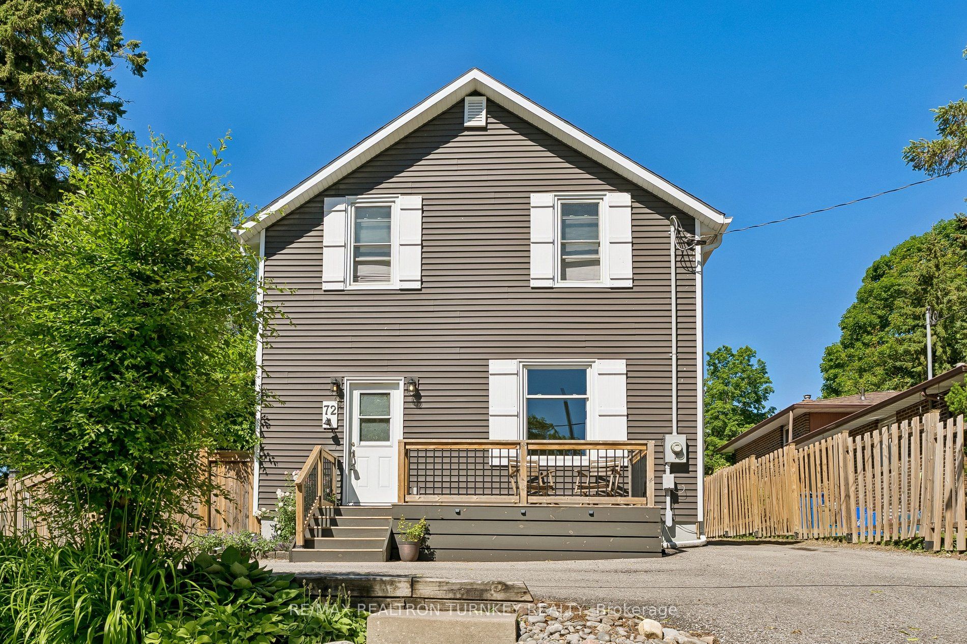 72 Vincent Street, Newmarket, ON L3Y 4G5 photo 3