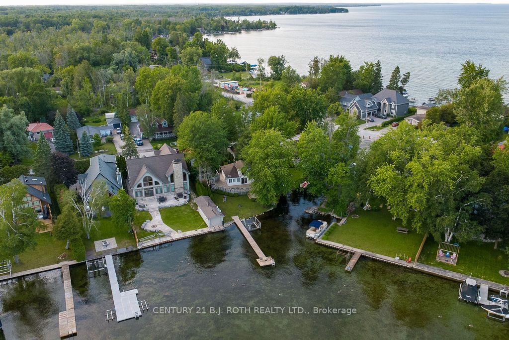 2389 Crystal Beach Road, Innisfil, ON L9S 3W8 photo 3