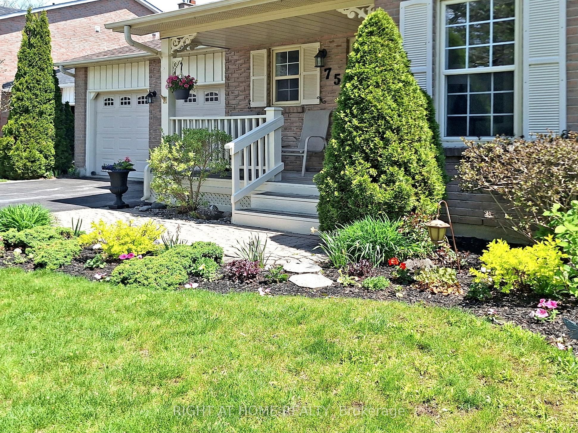 75 Quaker Village Drive, Uxbridge, ON L9P 1A3 photo 3