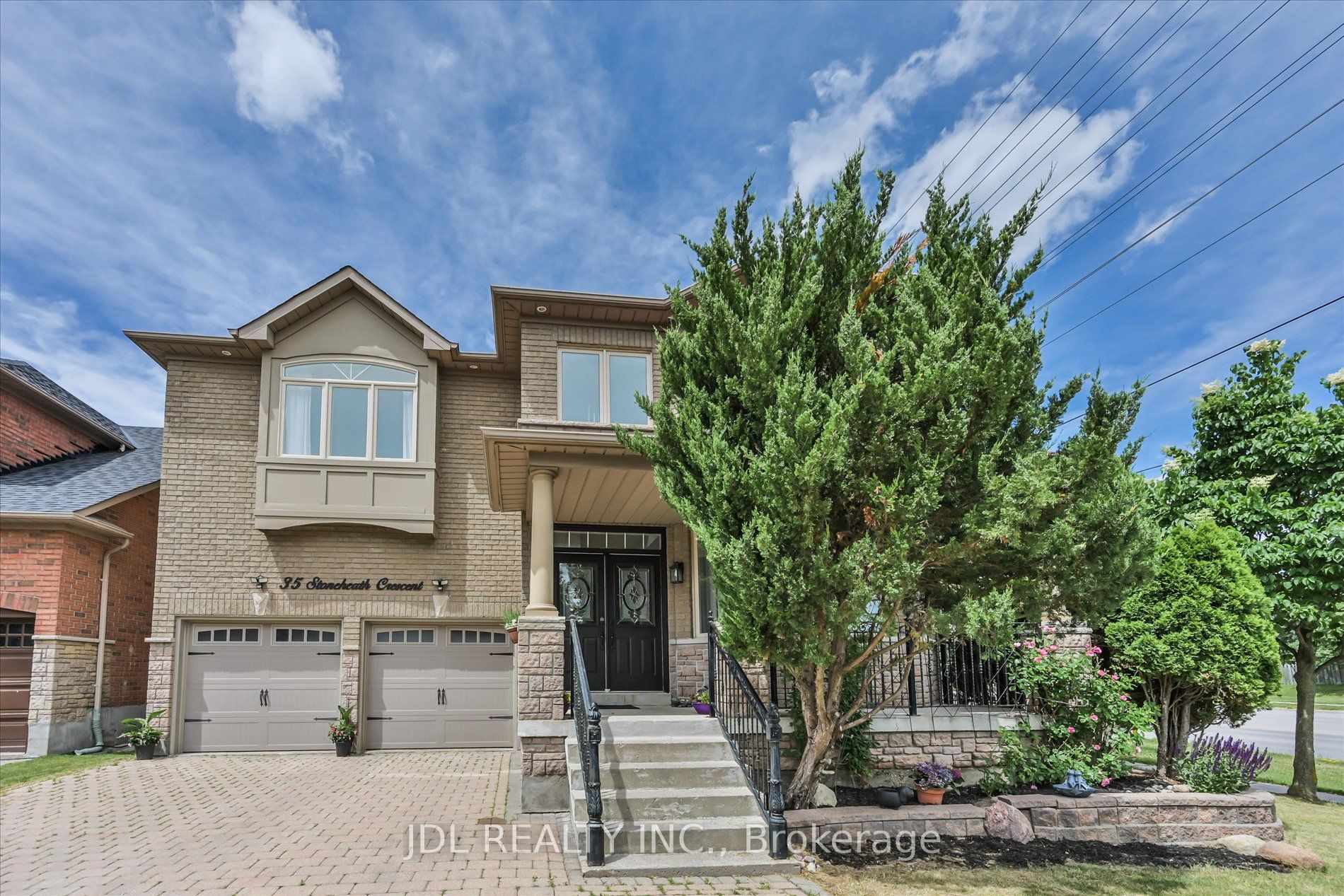 35 Stoneheath Crescent, Markham, ON L6C 2K9