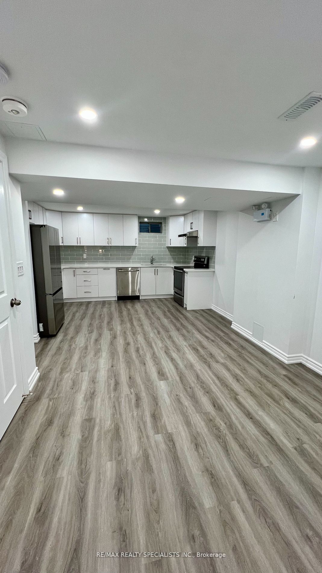12 Schwalm Crescent, New Tecumseth, ON L0G 1W0 photo 4