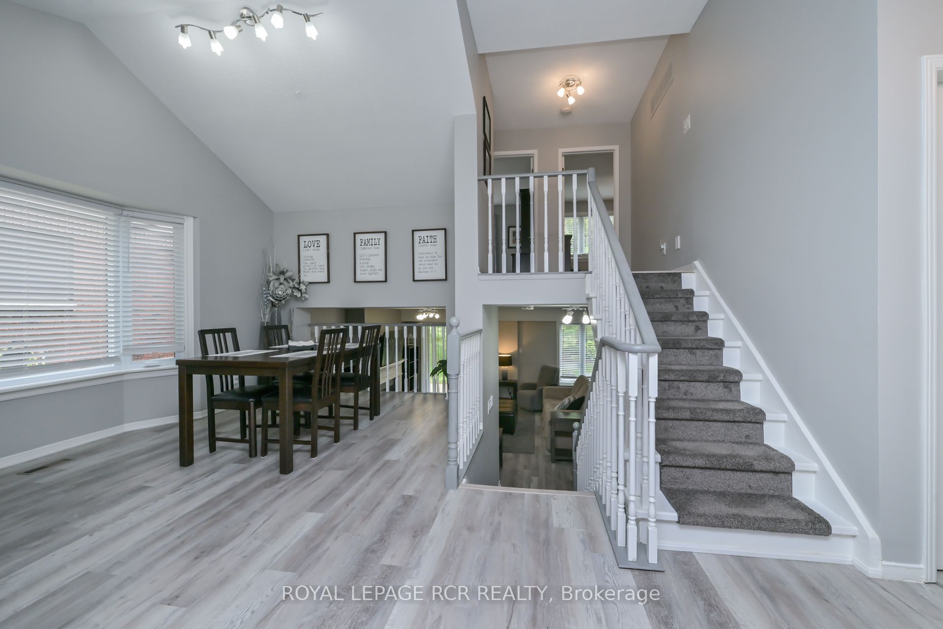 114 Green Briar Road, New Tecumseth, ON L9R 1S3 photo 5