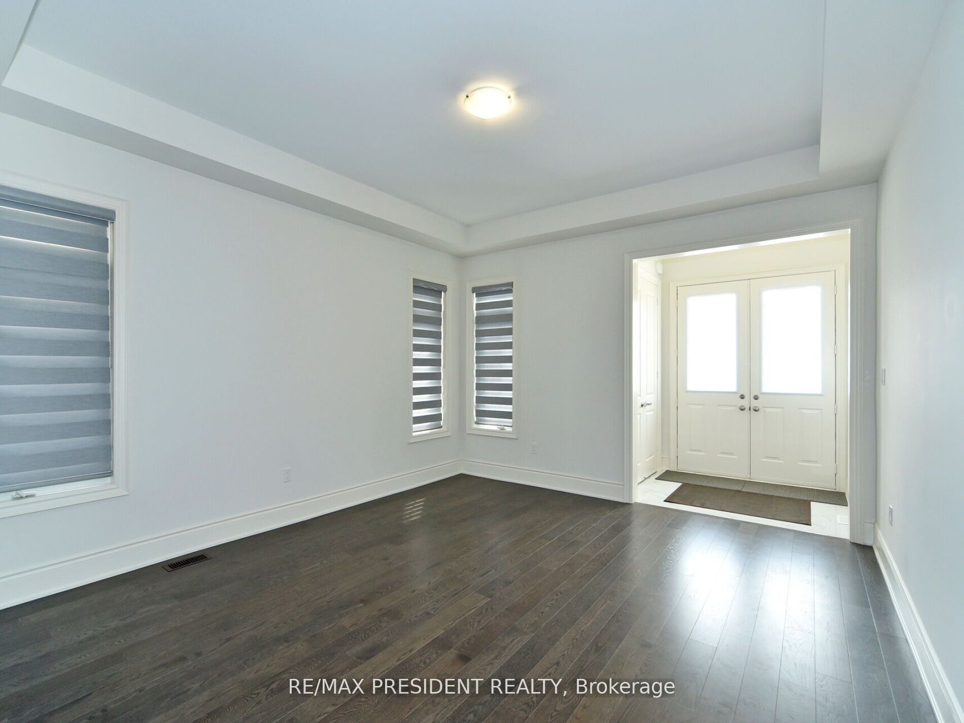 210 Mckean Drive, Whitchurch-Stouffville, ON L4A 5C2 photo 3