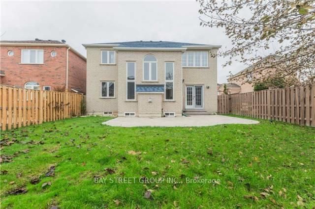 39 Emery Hill Boulevard, Markham, ON L6C 2W7 photo 2