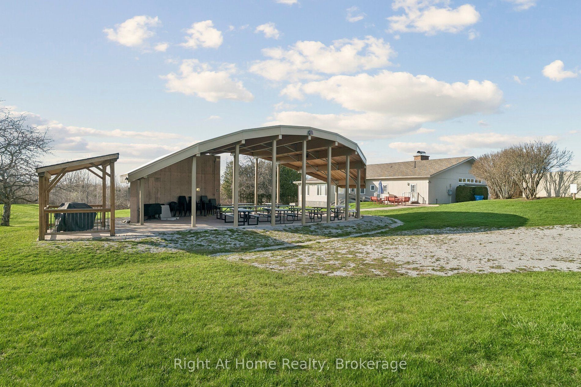 6 Emery Court, Georgina, ON L0E 1R0 photo 5