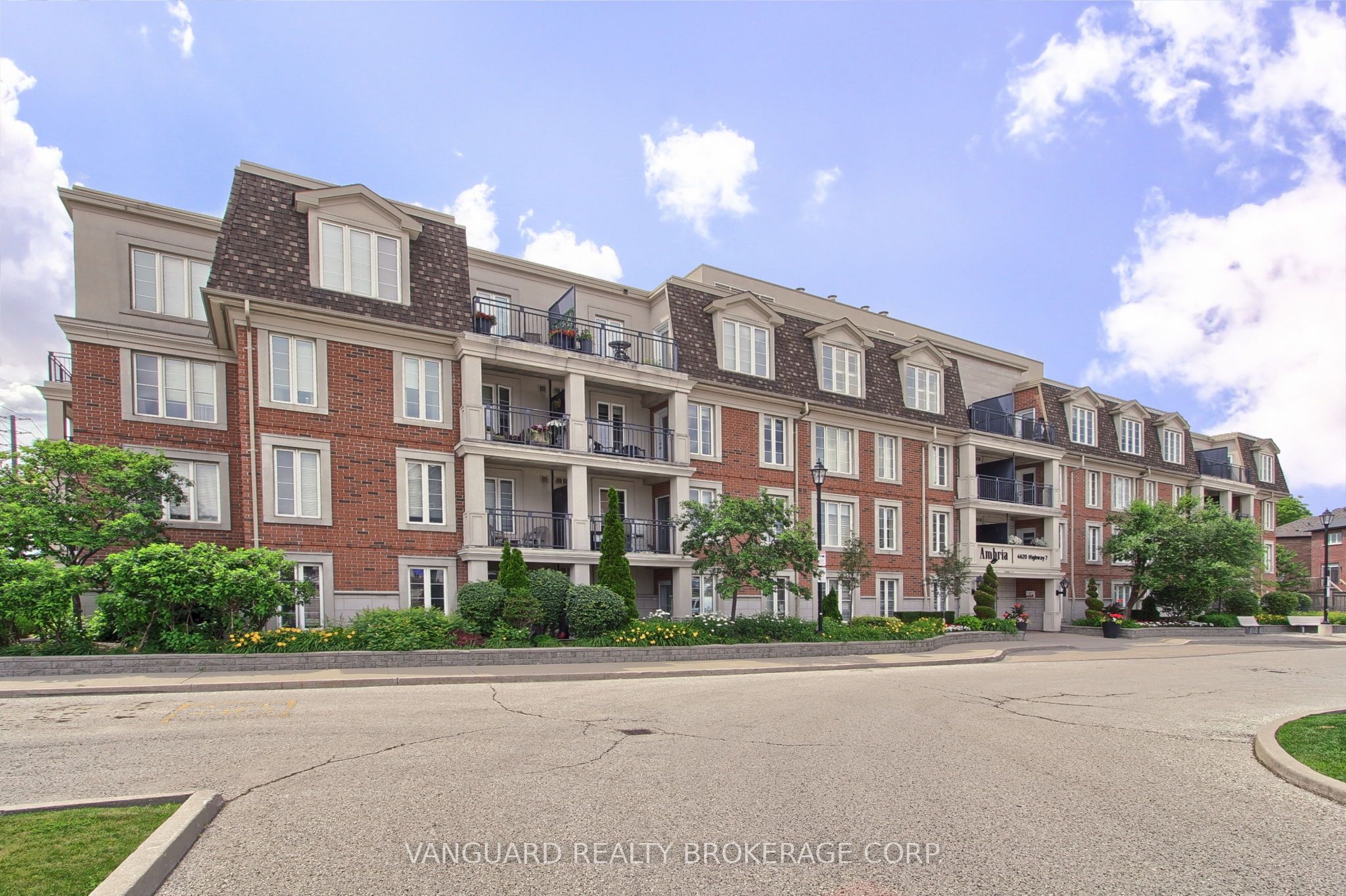 4620 Highway 7 Drive U310, Vaughan, ON L4L 0B3