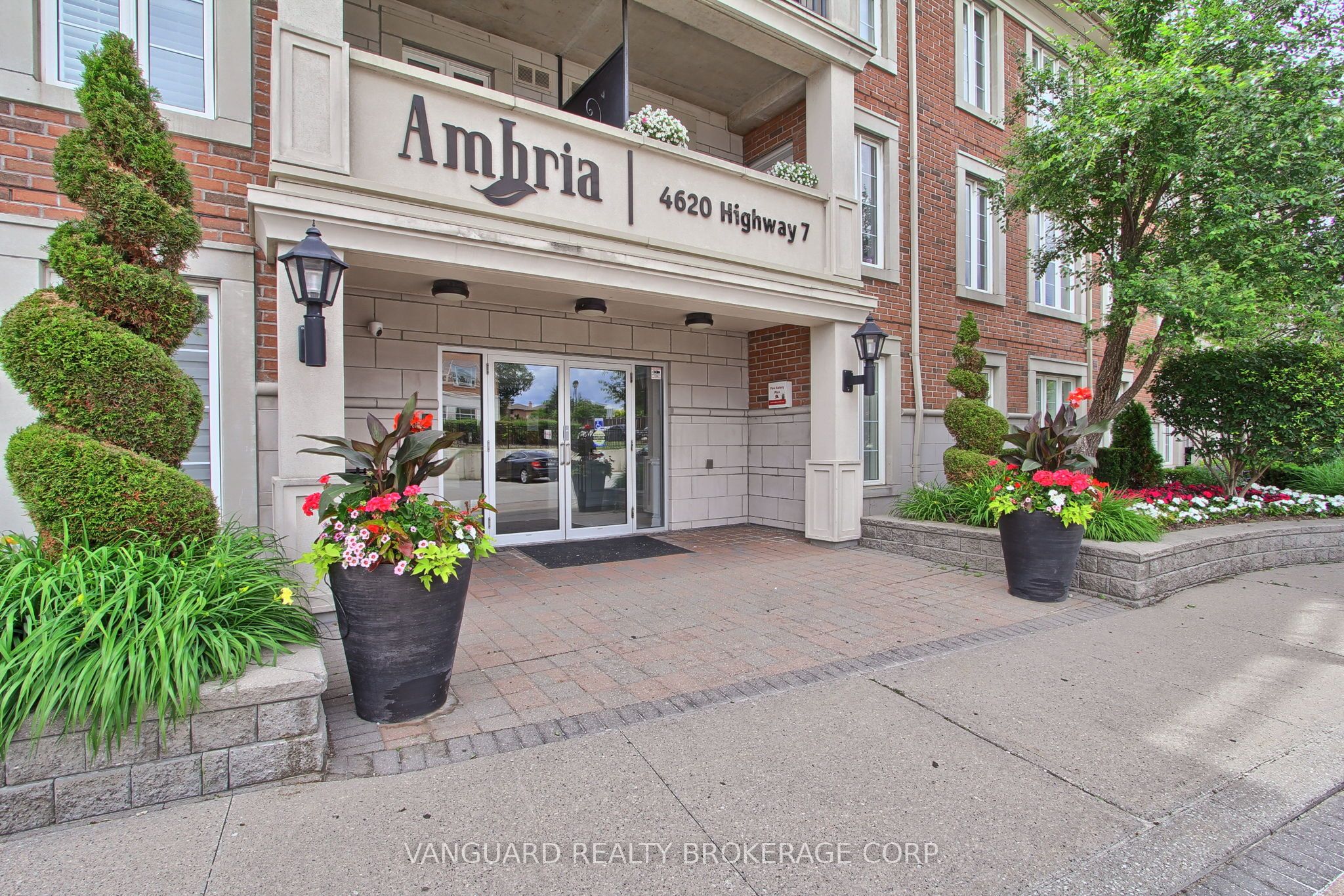 4620 Highway 7 Drive U310, Vaughan, ON L4L 0B3 photo 2