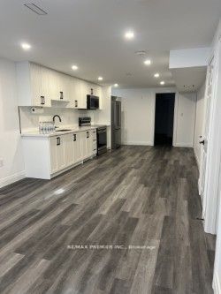 92 Solway Avenue Lower, Vaughan, ON L6A 2X1 photo 3