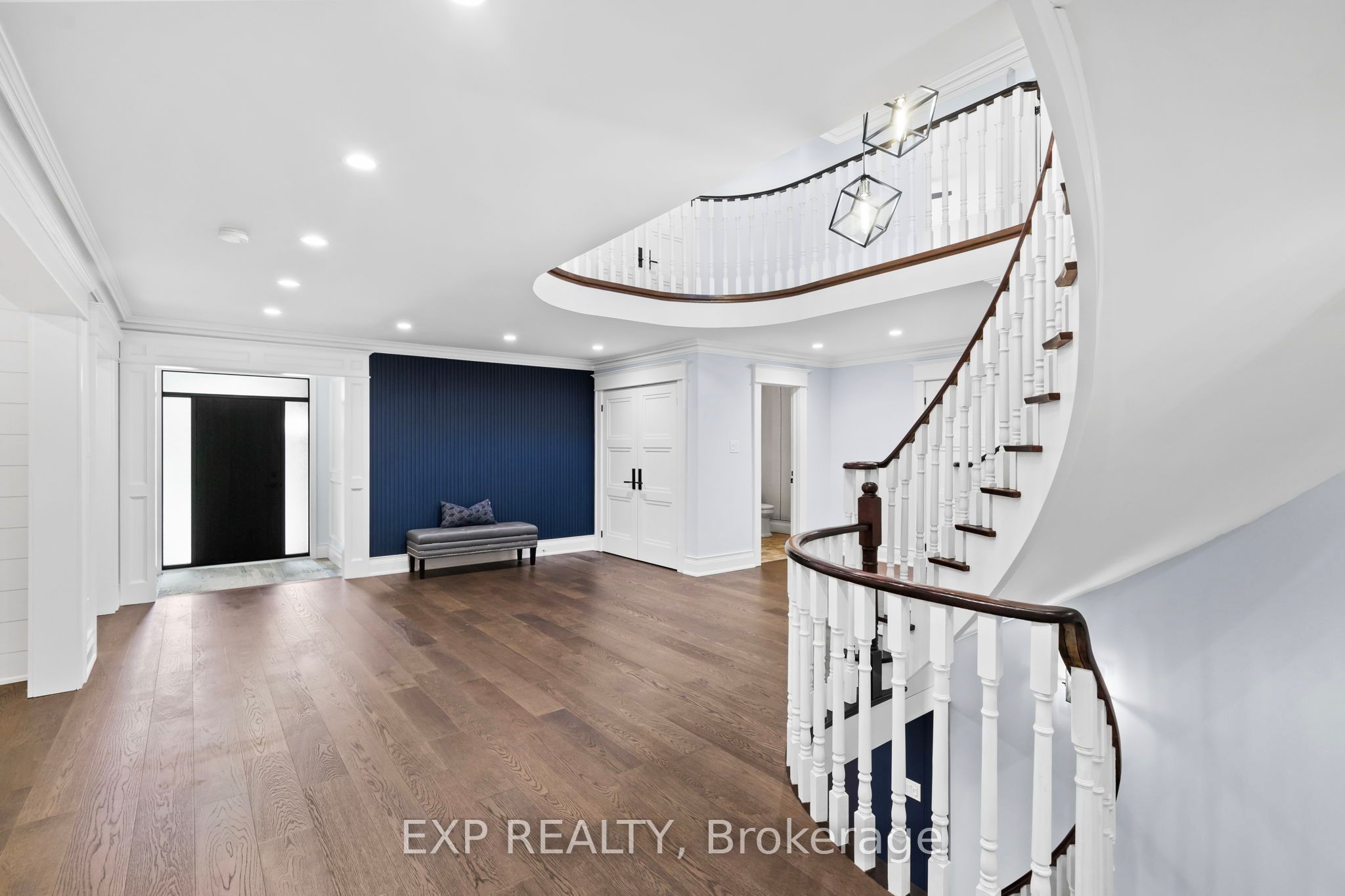 816 Norwick Road, Newmarket, ON L3X 1K8 photo 4