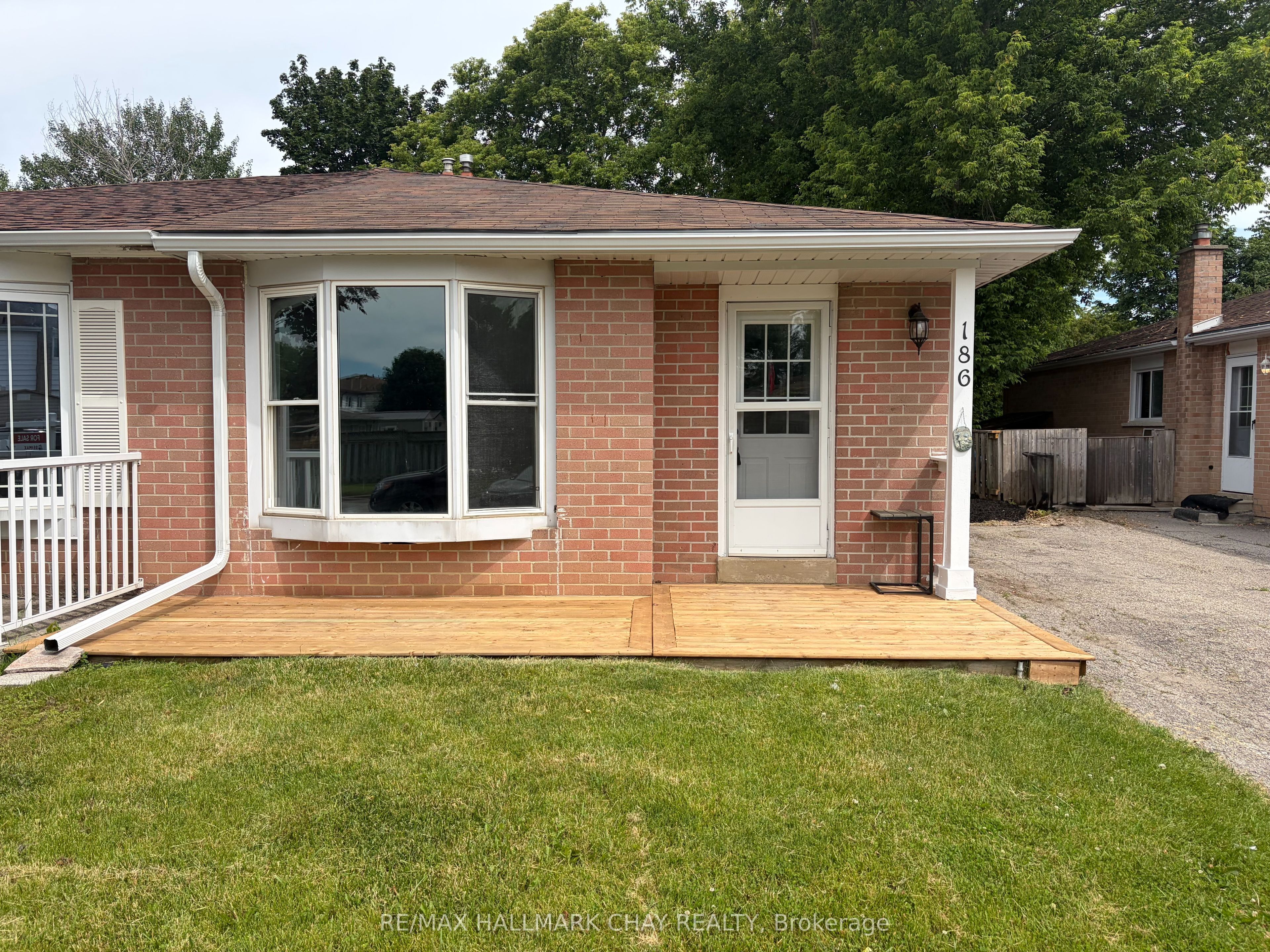 186 Beattie Avenue, New Tecumseth, ON L9R 1C1