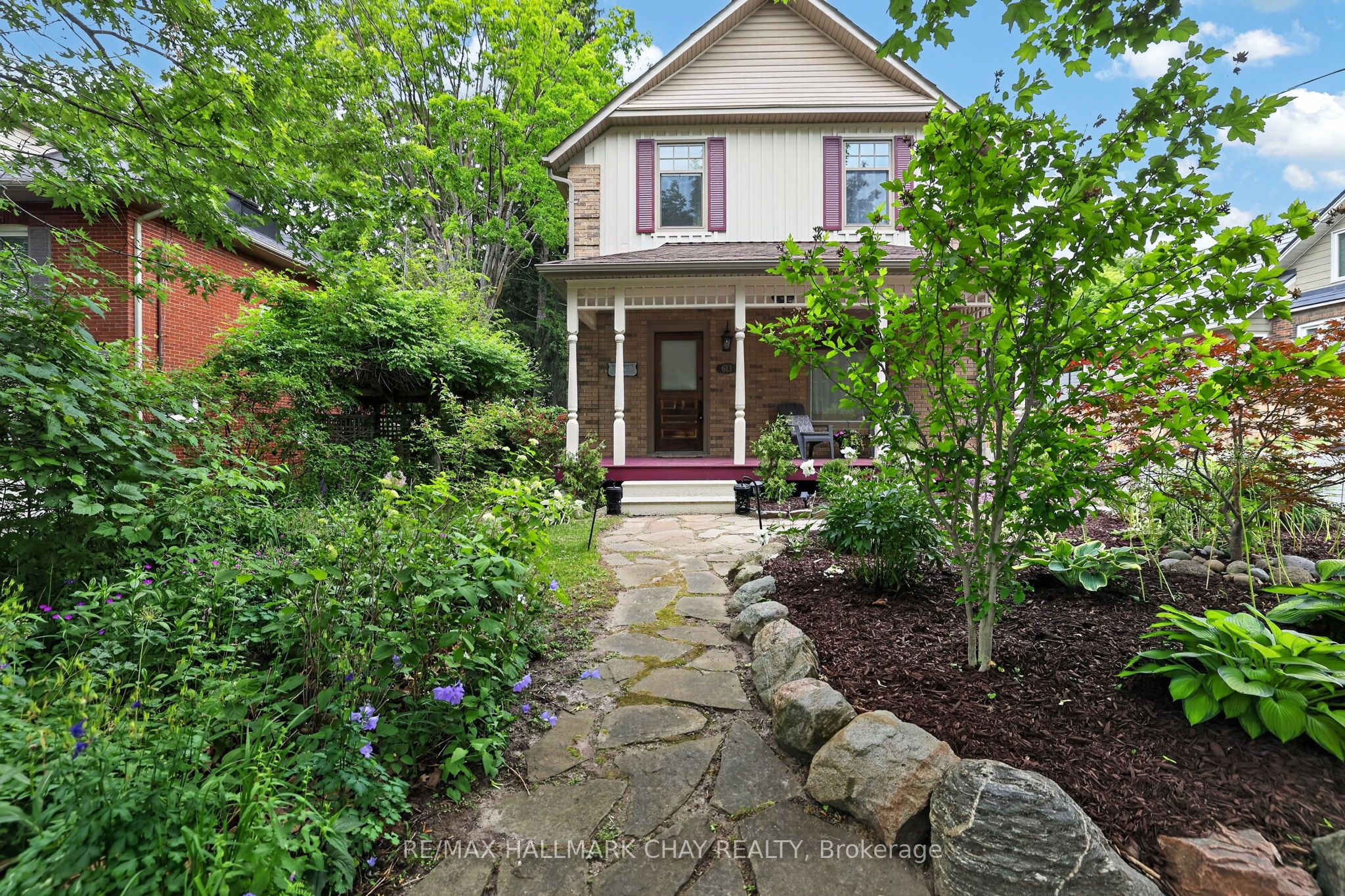 613 Queen Street, Newmarket, ON L3Y 2J1 photo 5