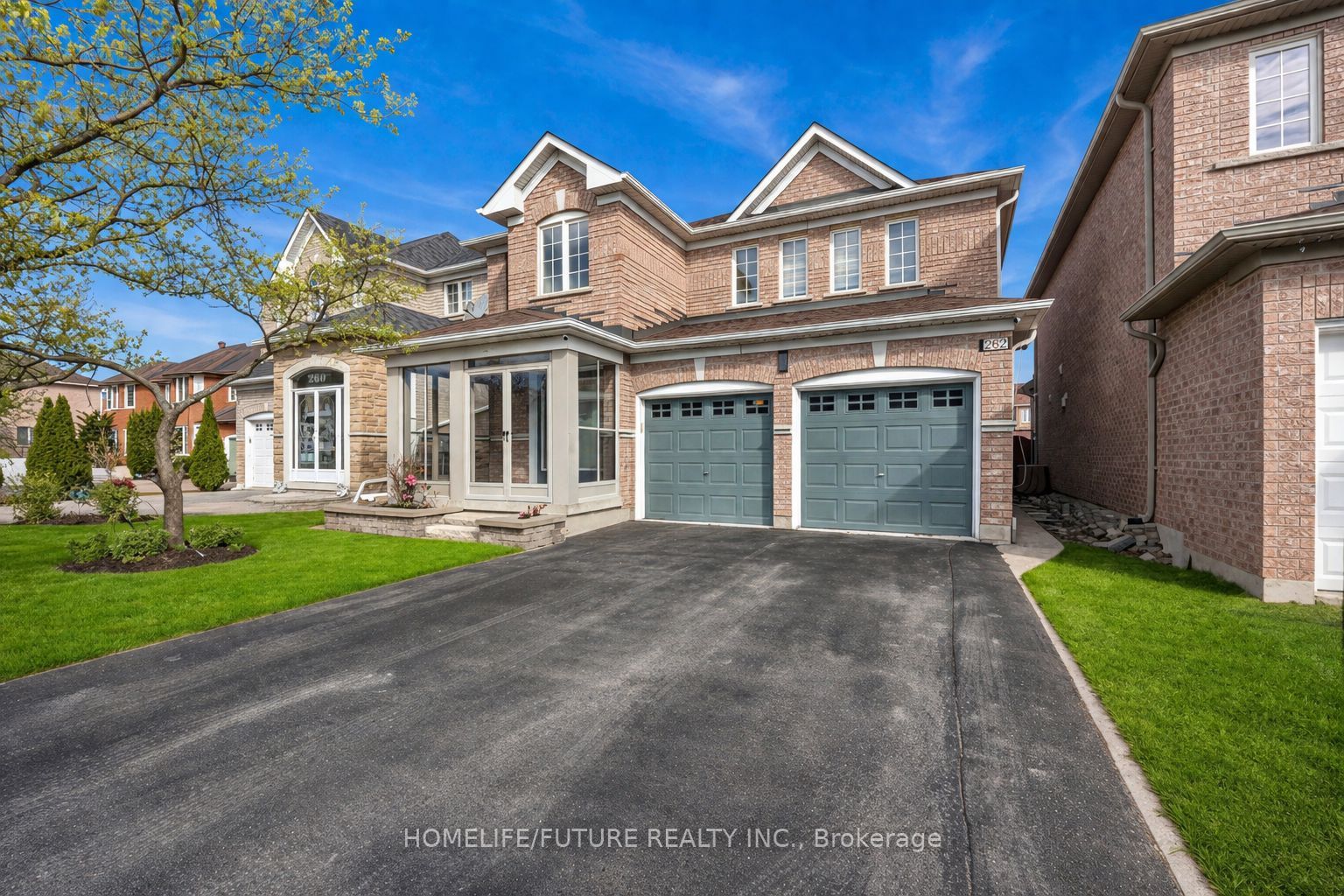 262 Helen Avenue, Markham, ON L3R 1K1 photo 2