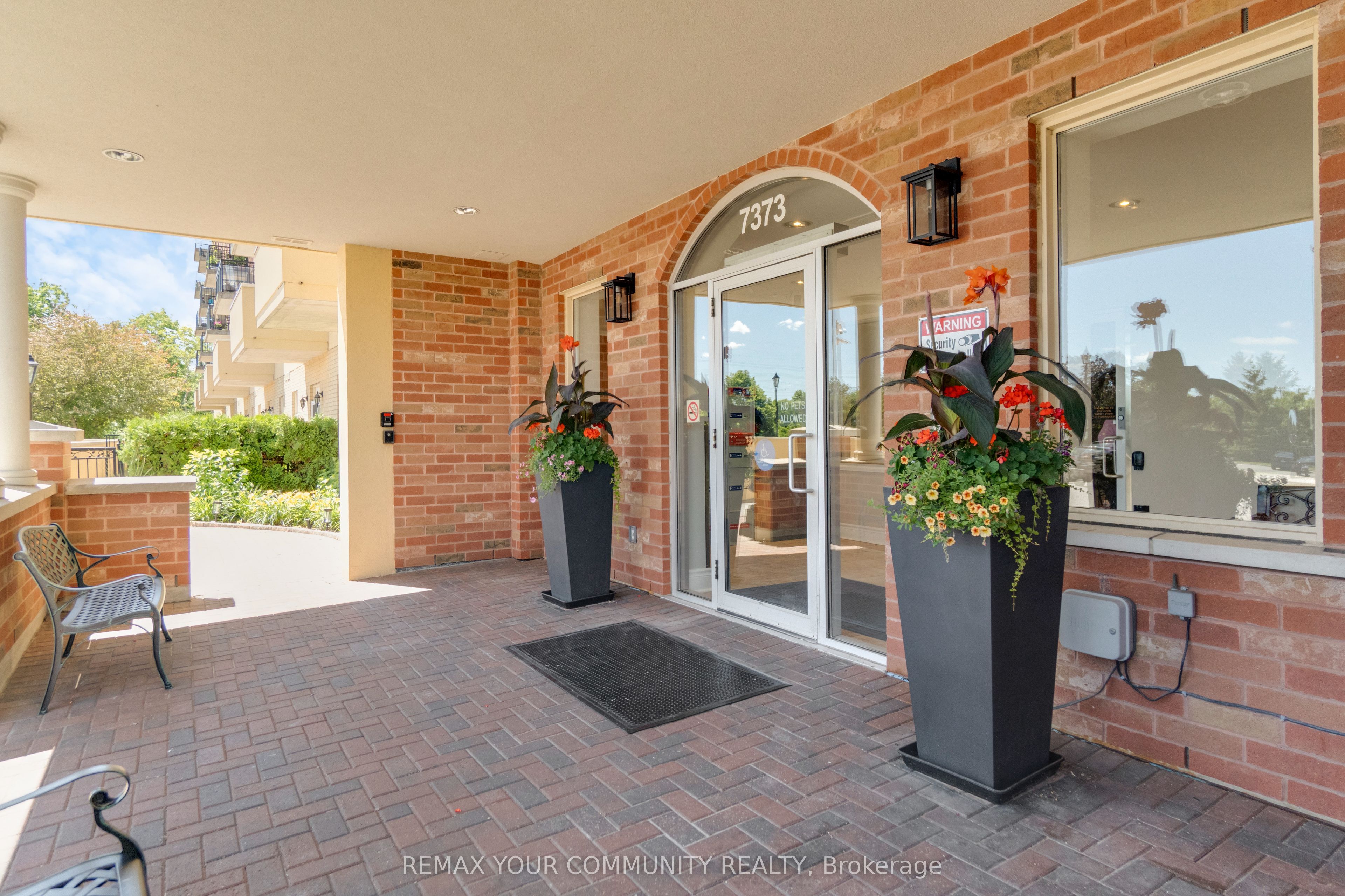 7373 Martin Grove Road 423, Vaughan, ON L4L 9K1 photo 4