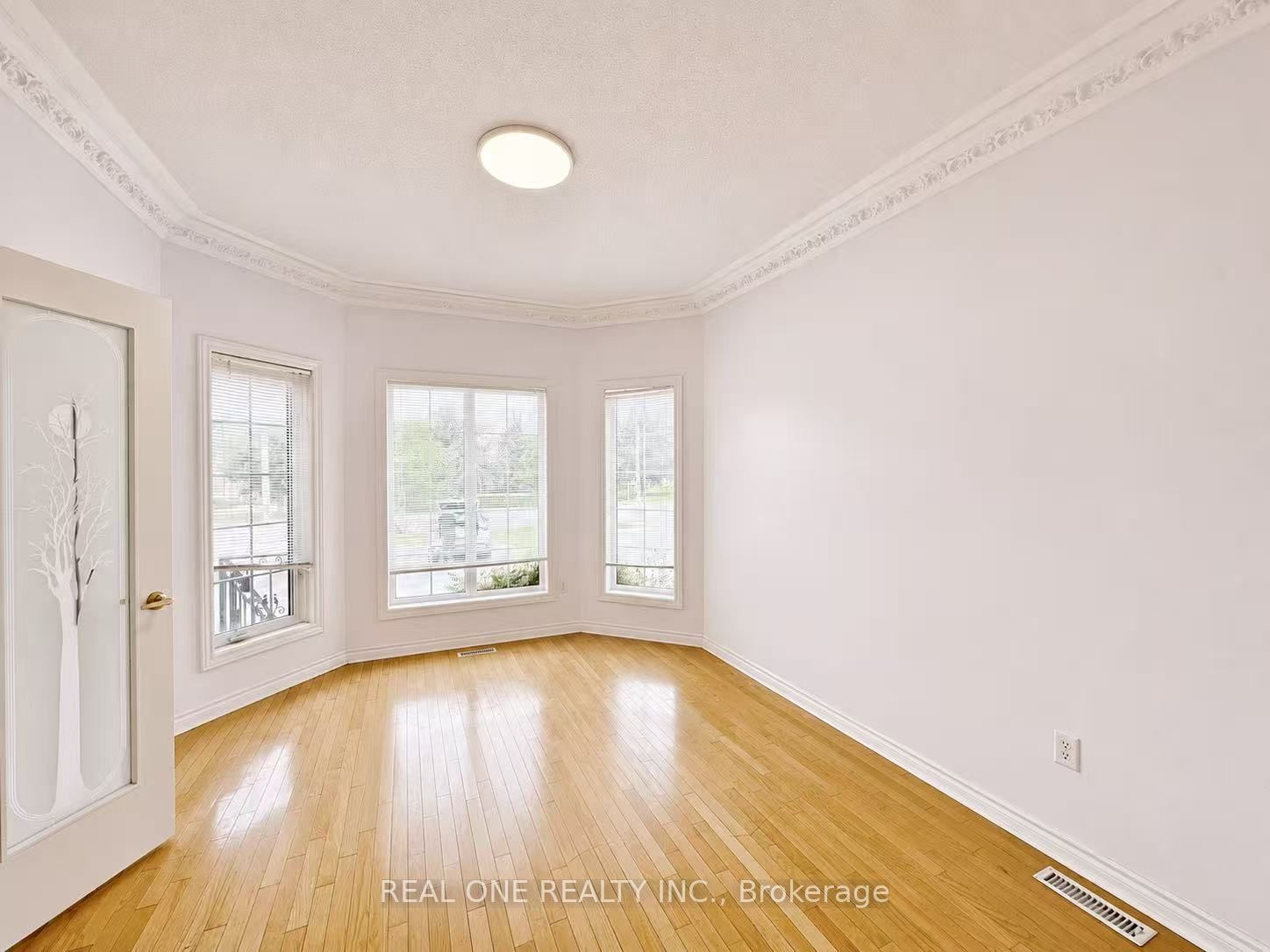 9649 Keele Street Upper, Vaughan, ON L6A 1M1