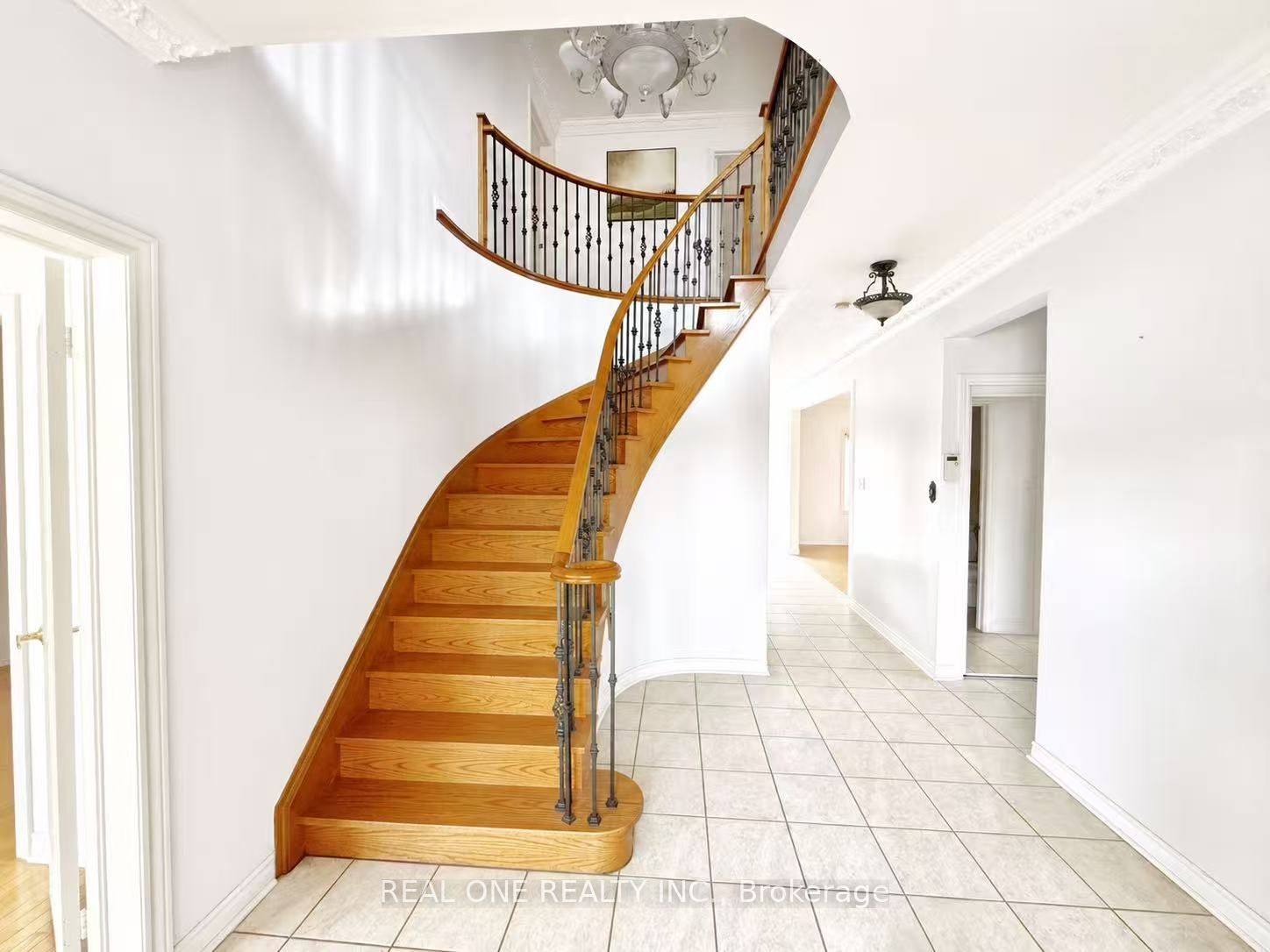 9649 Keele Street Upper, Vaughan, ON L6A 1M1 photo 4