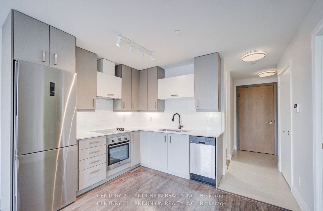 18 Uptown Drive 808, Markham, ON L3R 5M8 photo 3