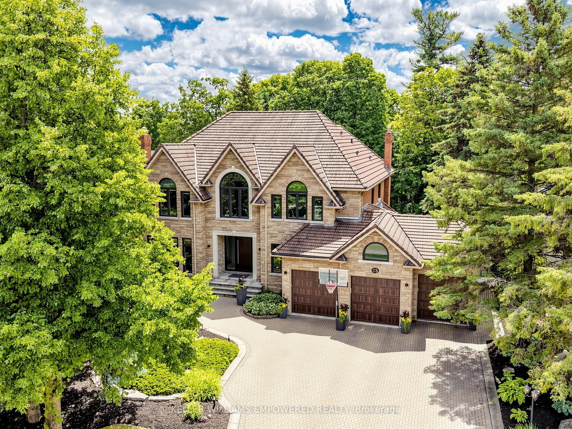 93 Longview Crescent, Vaughan, ON L4H 1A9