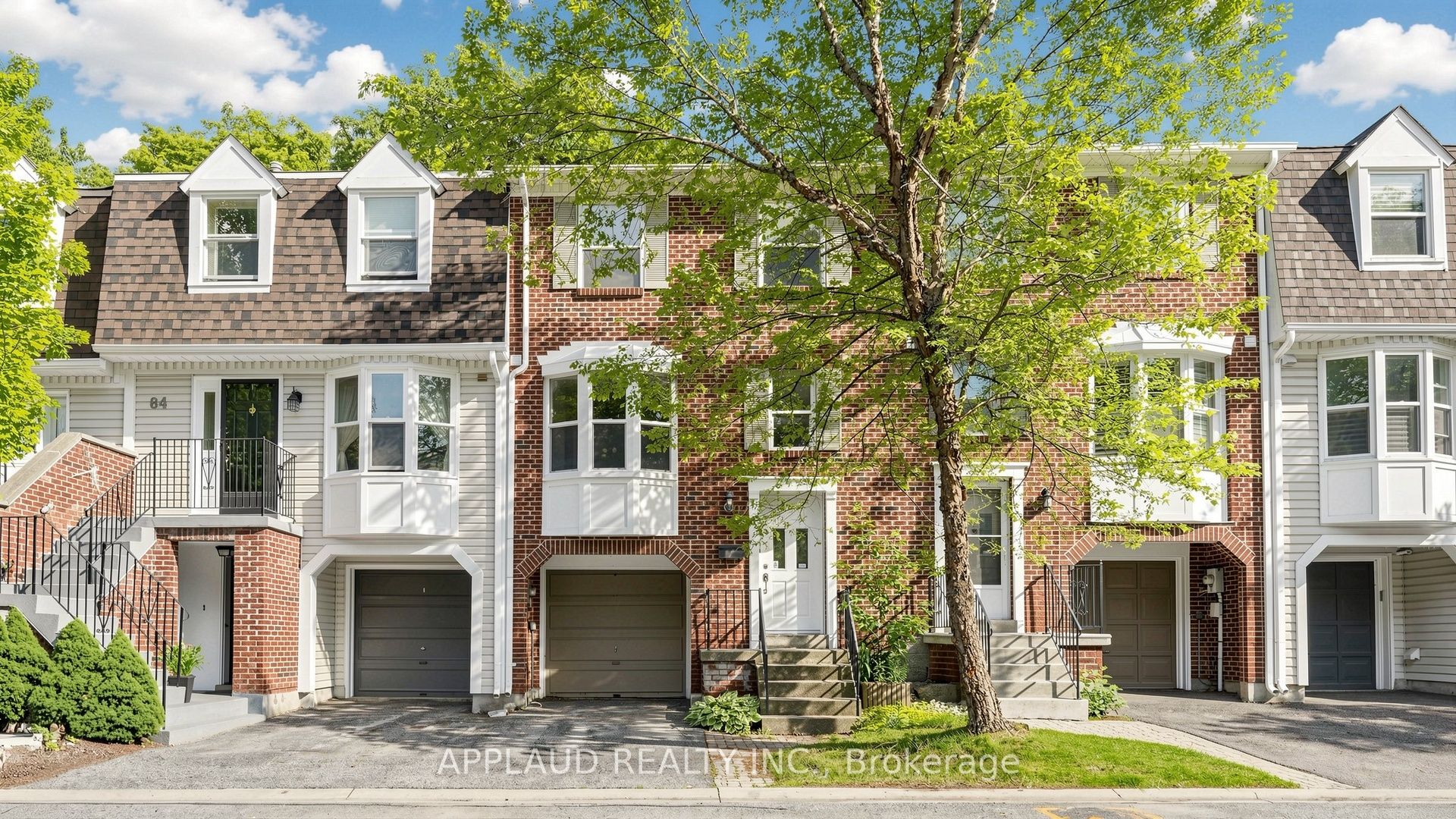 82 Confederation Way, Markham, ON L3T 5R5