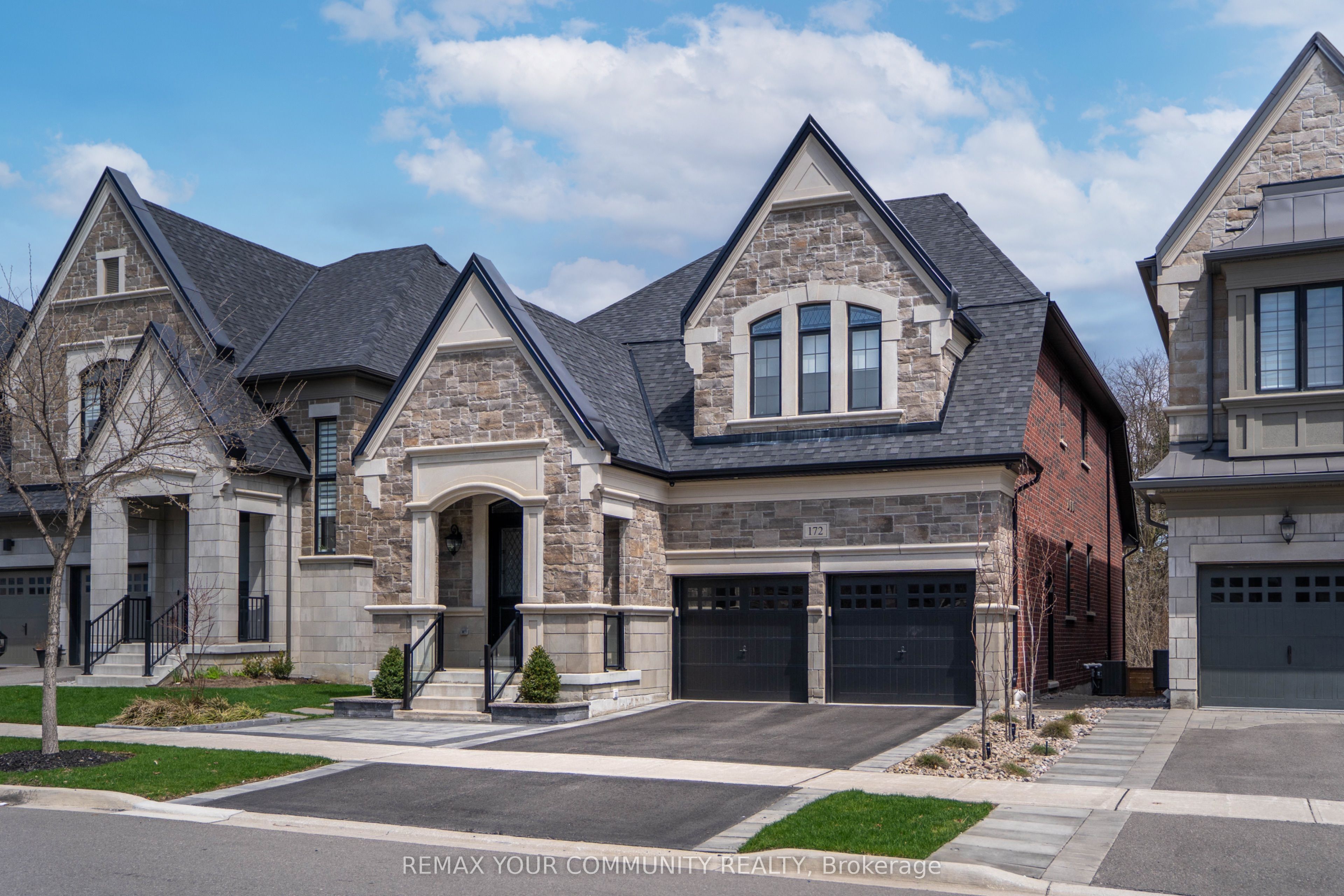 172 Purple Creek Road, Vaughan, ON L4H 5C6