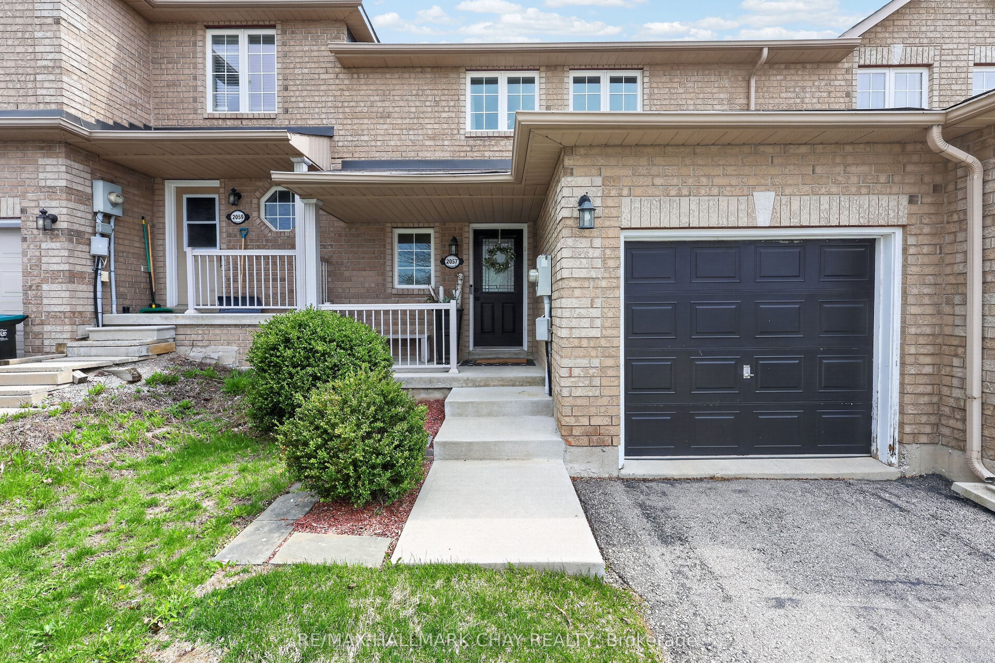 2057 Osbond Road, Innisfil, ON L9S 0B6