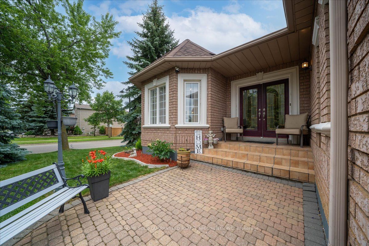 682 Vaughan Mills Road, Vaughan, ON L4H 1H6 photo 2